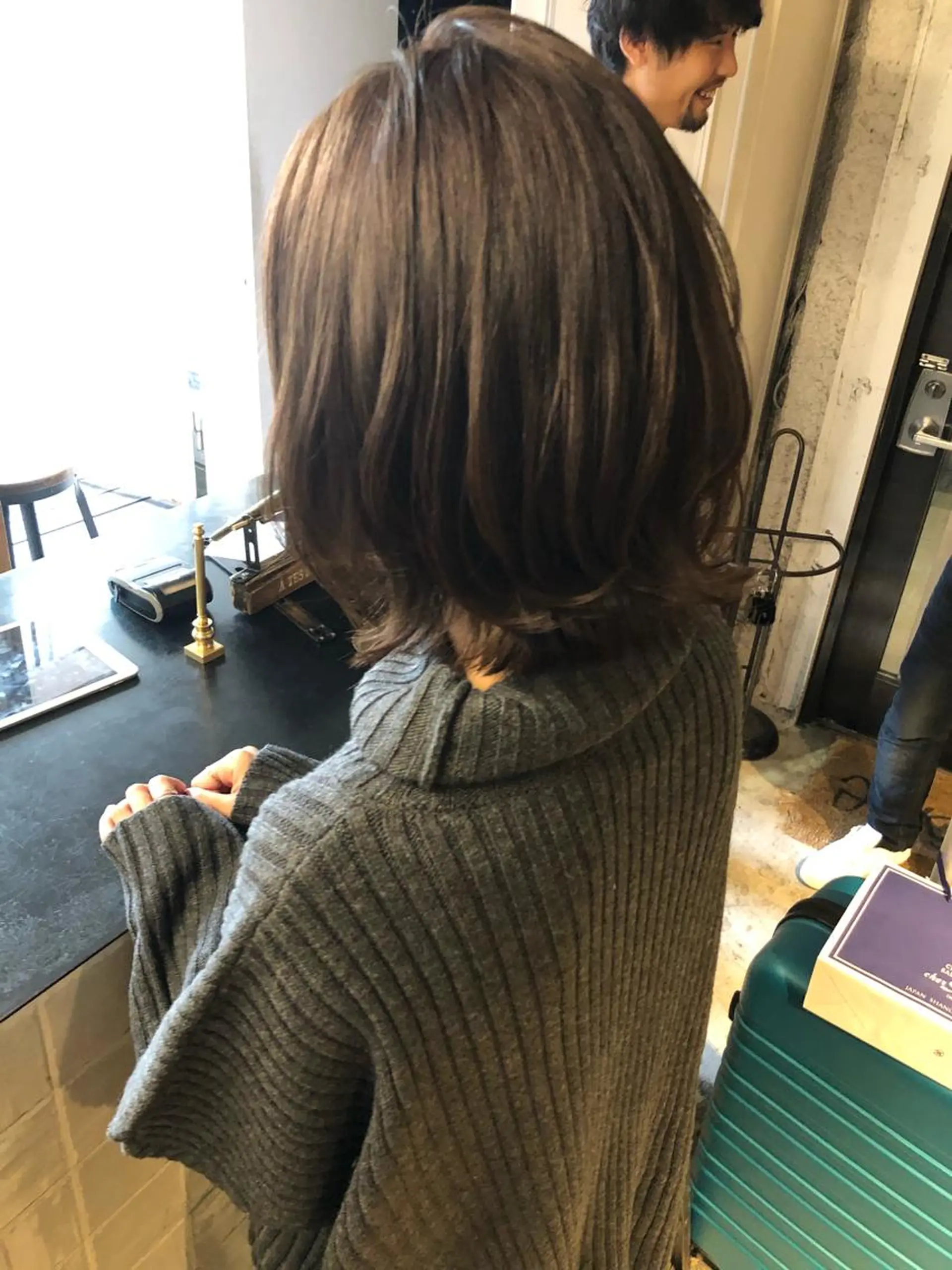 ミディアム シンカ 表参道のヘアスタイル