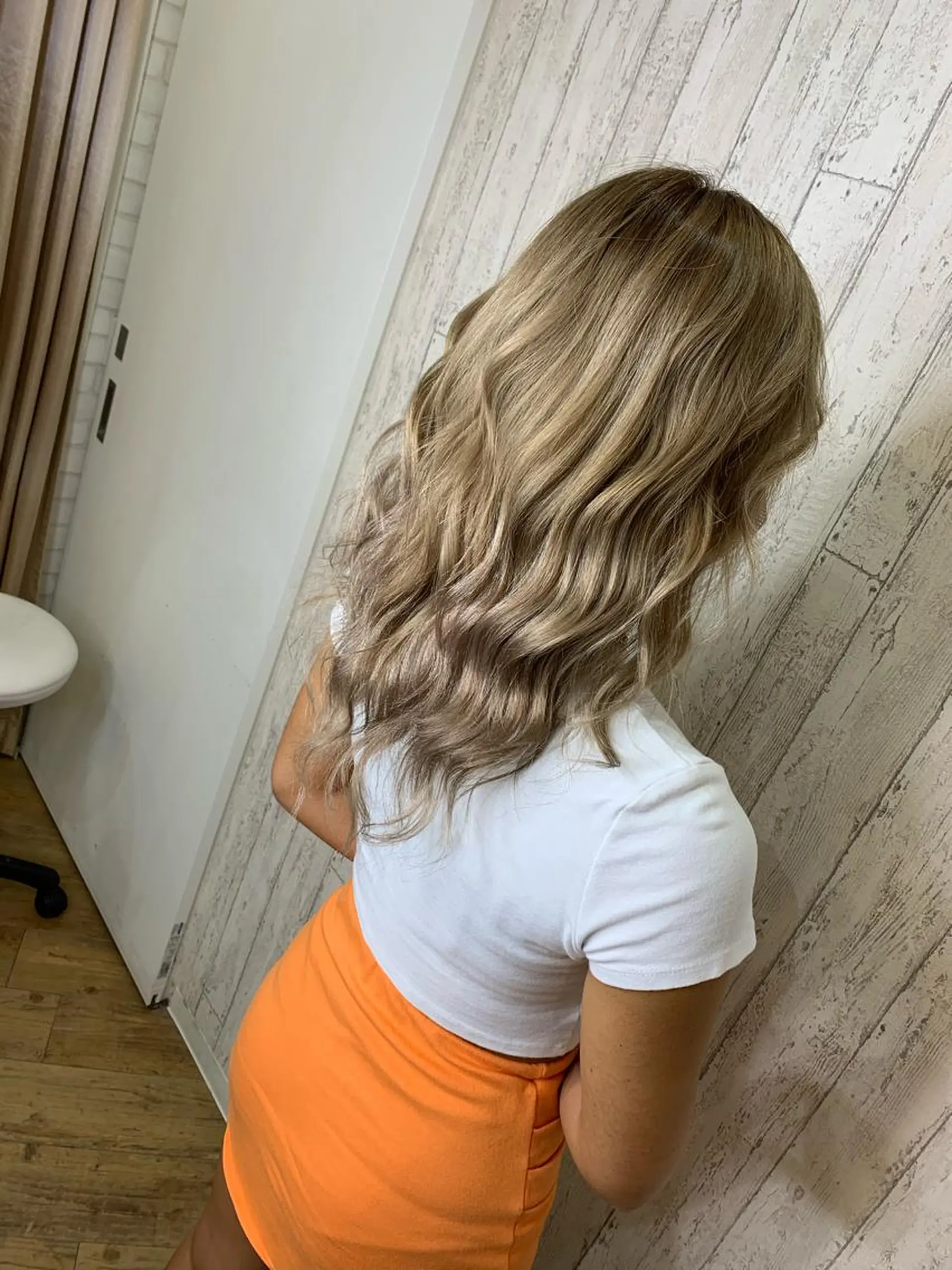 ミディアム カラー 🔥ハイトーンカラー ギャルNAOKI🔥のヘアスタイル