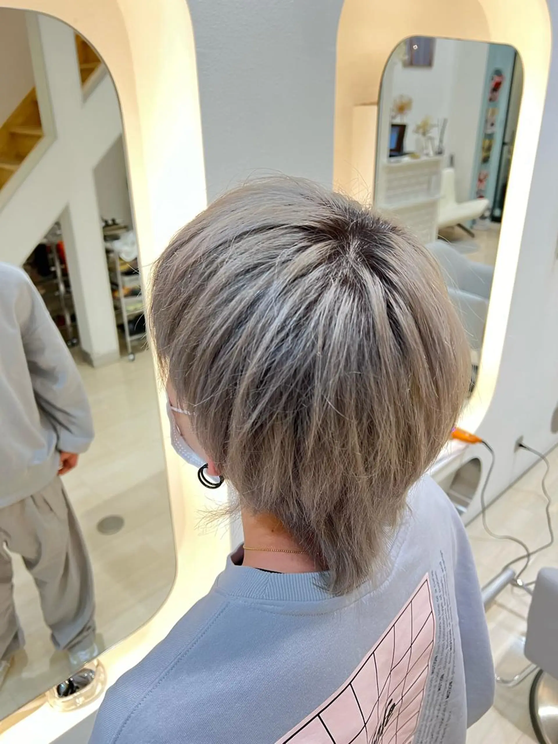 ミディアム カラー パーマ ヘアアレンジ メンズ キッズ ネイル マツエク・マツパ ヘアカラー 堀井 凌平のヘアスタイル