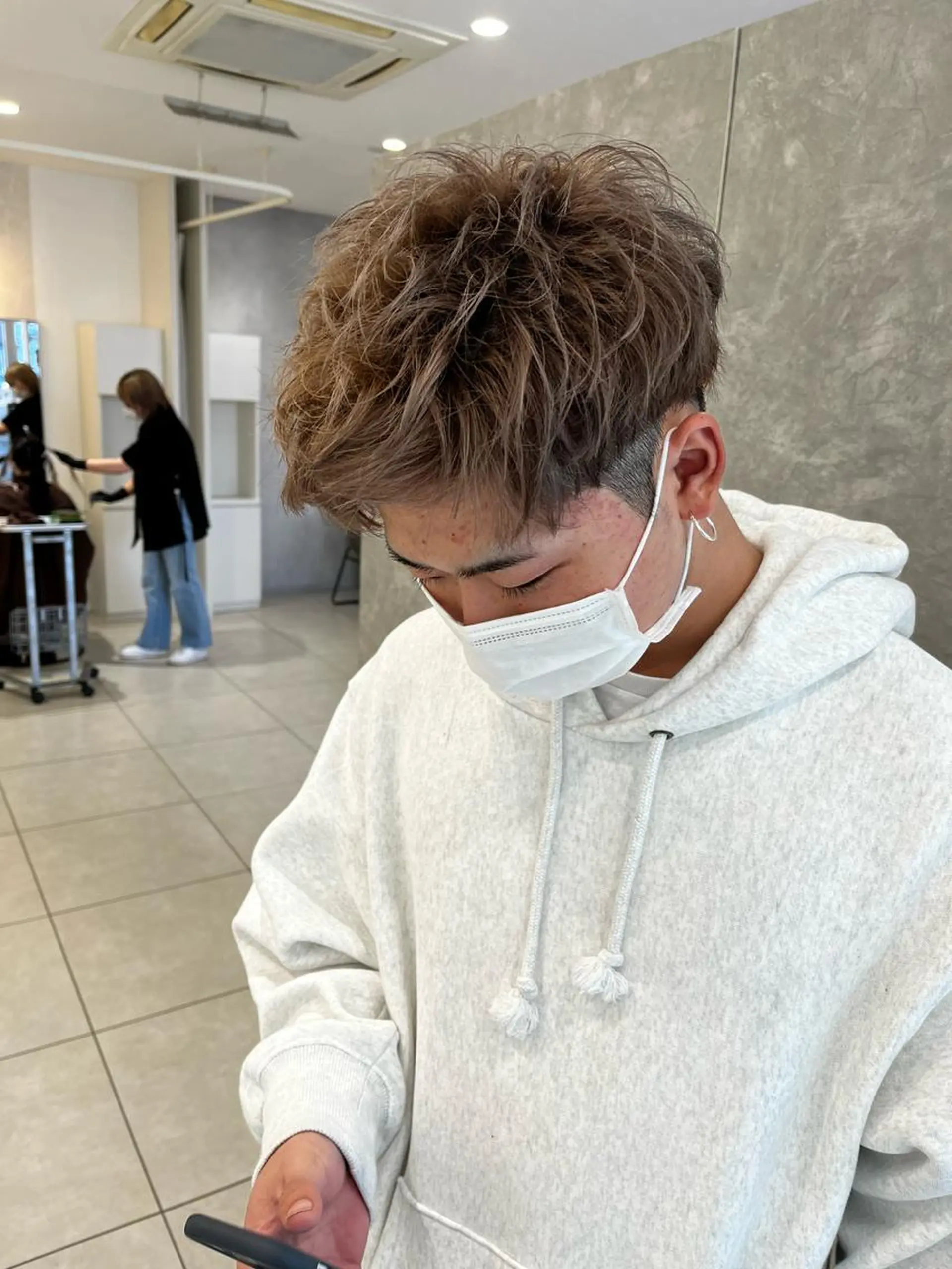 メンズ 吹田 駿 髪質改善縮毛矯正のヘアスタイル