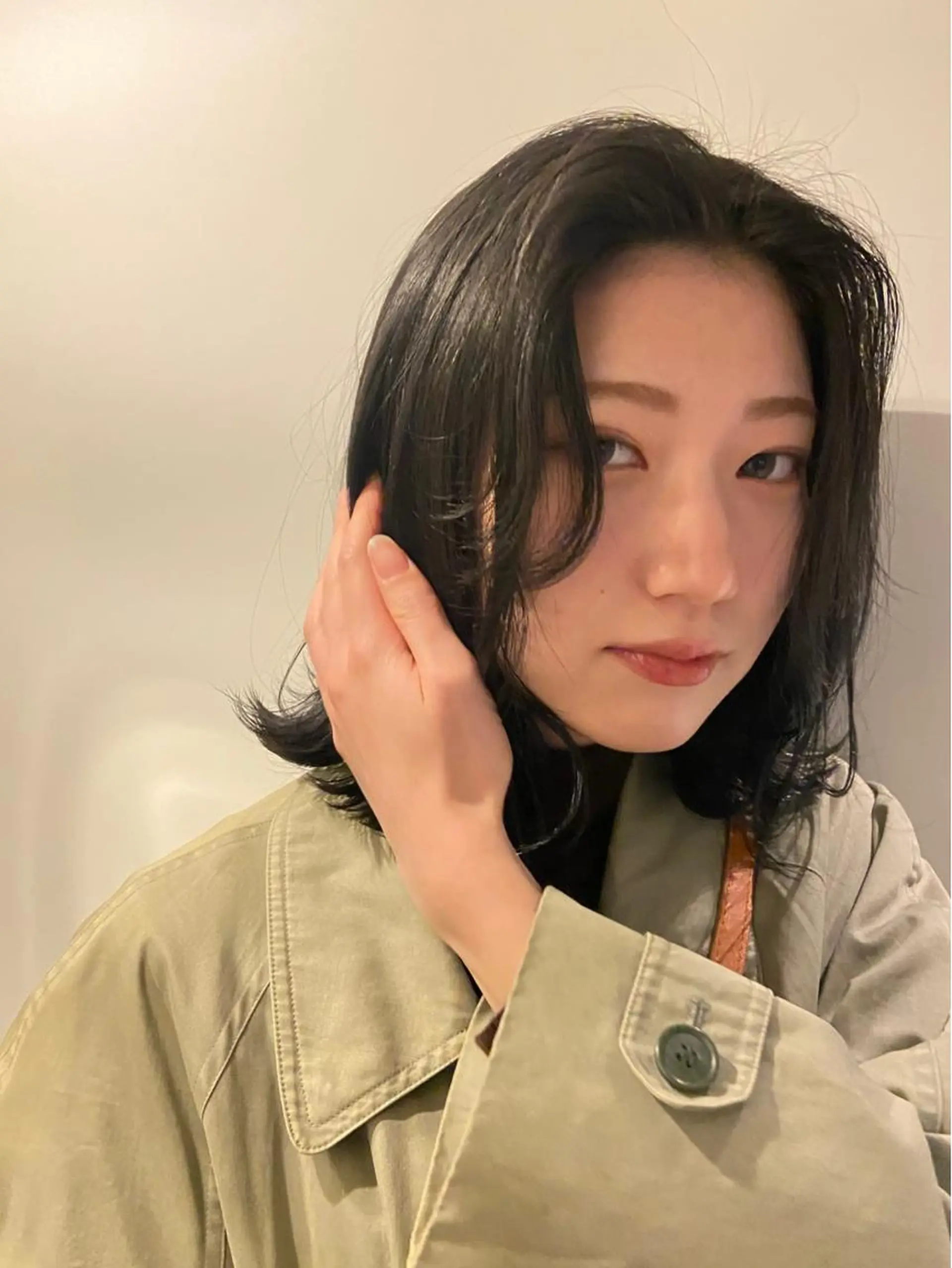 カラー Mori Aimiのヘアスタイル