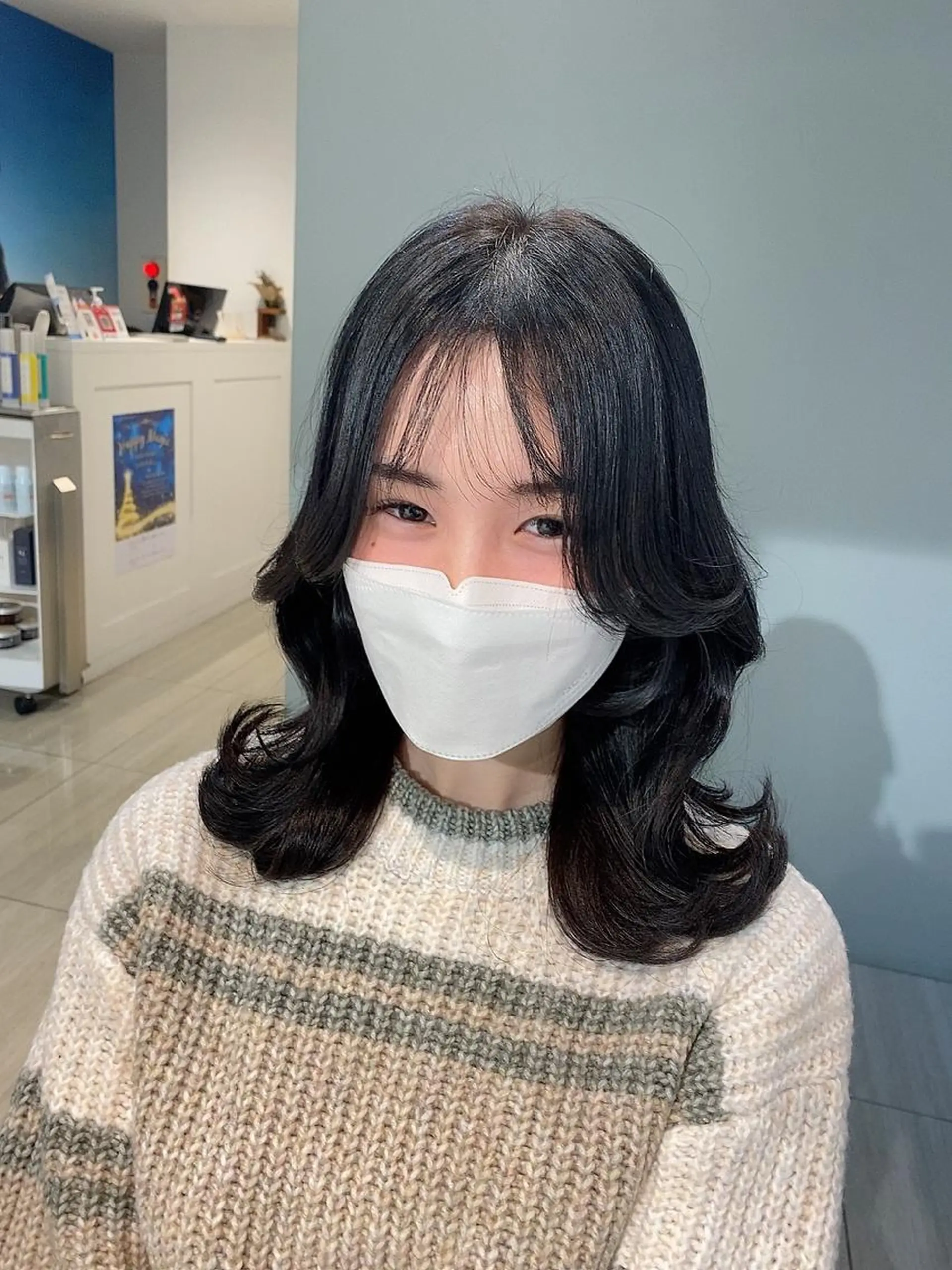 セミロング くびれヘア ヨシンモリ 韓国風ヘア レイヤーカット カット トリートメント 韓国風レイヤーカット 💎髪質改善"yuiのヘアスタイル