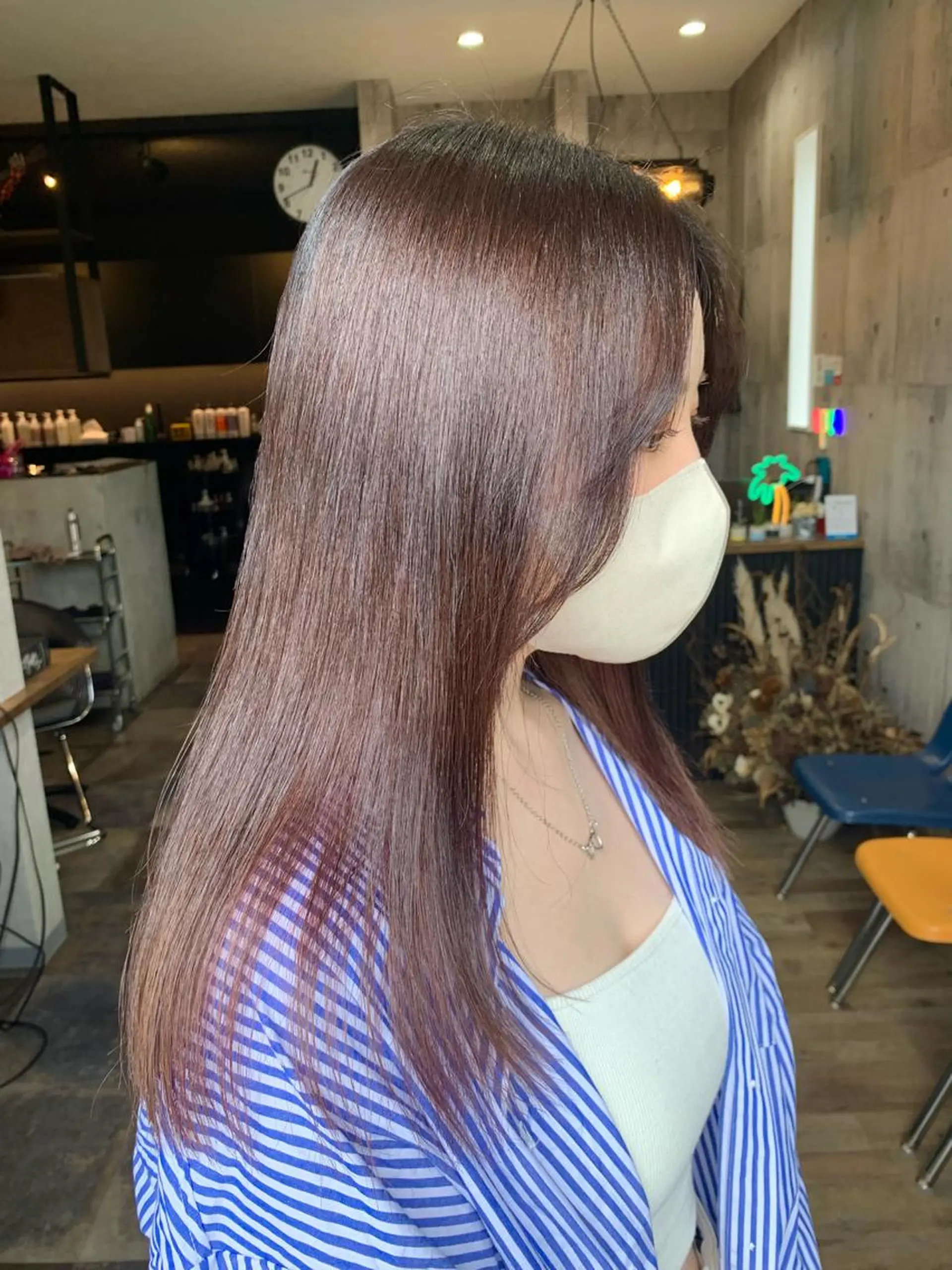 セミロング yoshihara yuukiのヘアスタイル