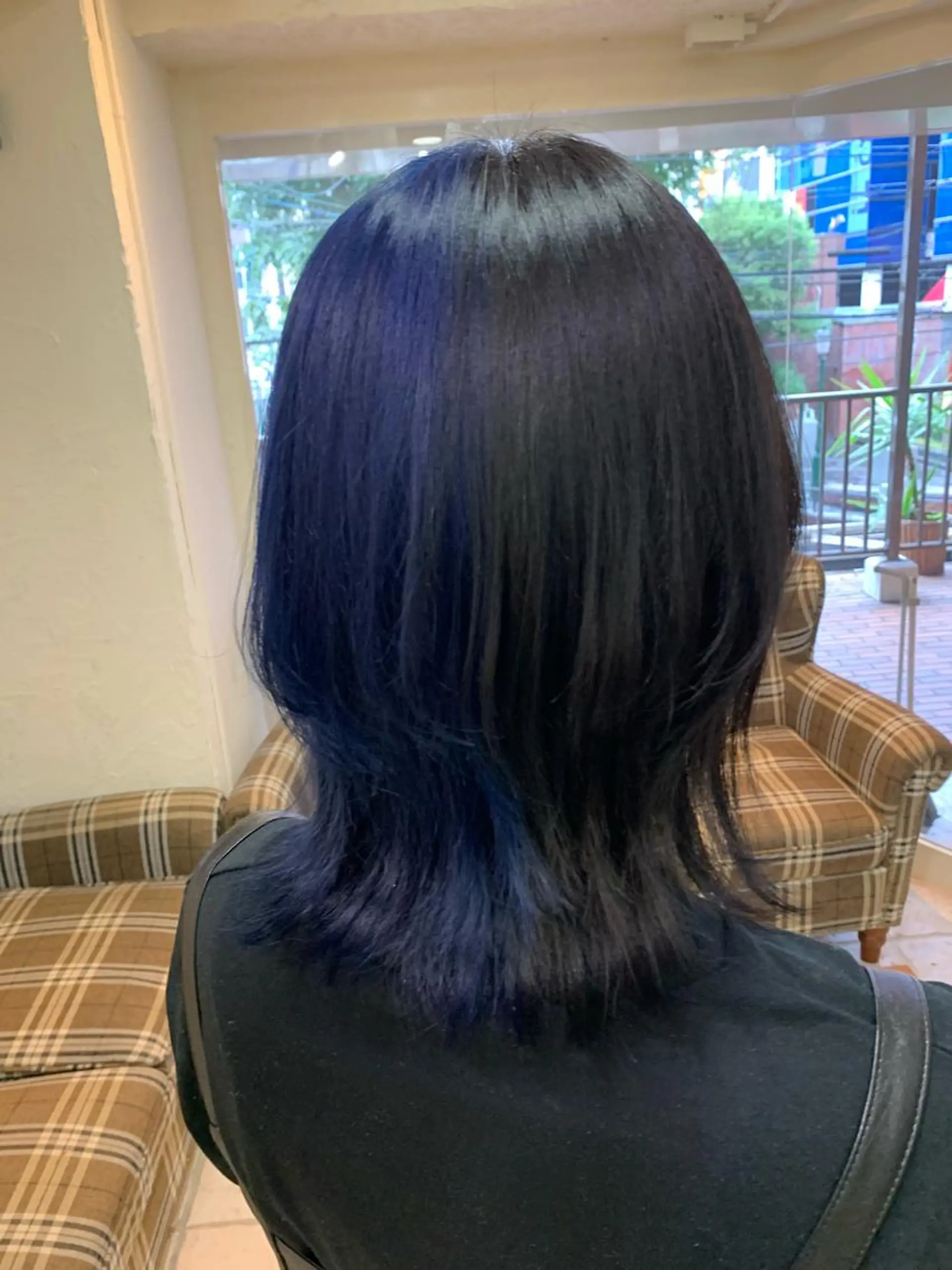 ミディアム カラー 黒髪 ブルーカラー ネイビーカラー ツートーンカラー 【女性担当】 kanaのヘアスタイル