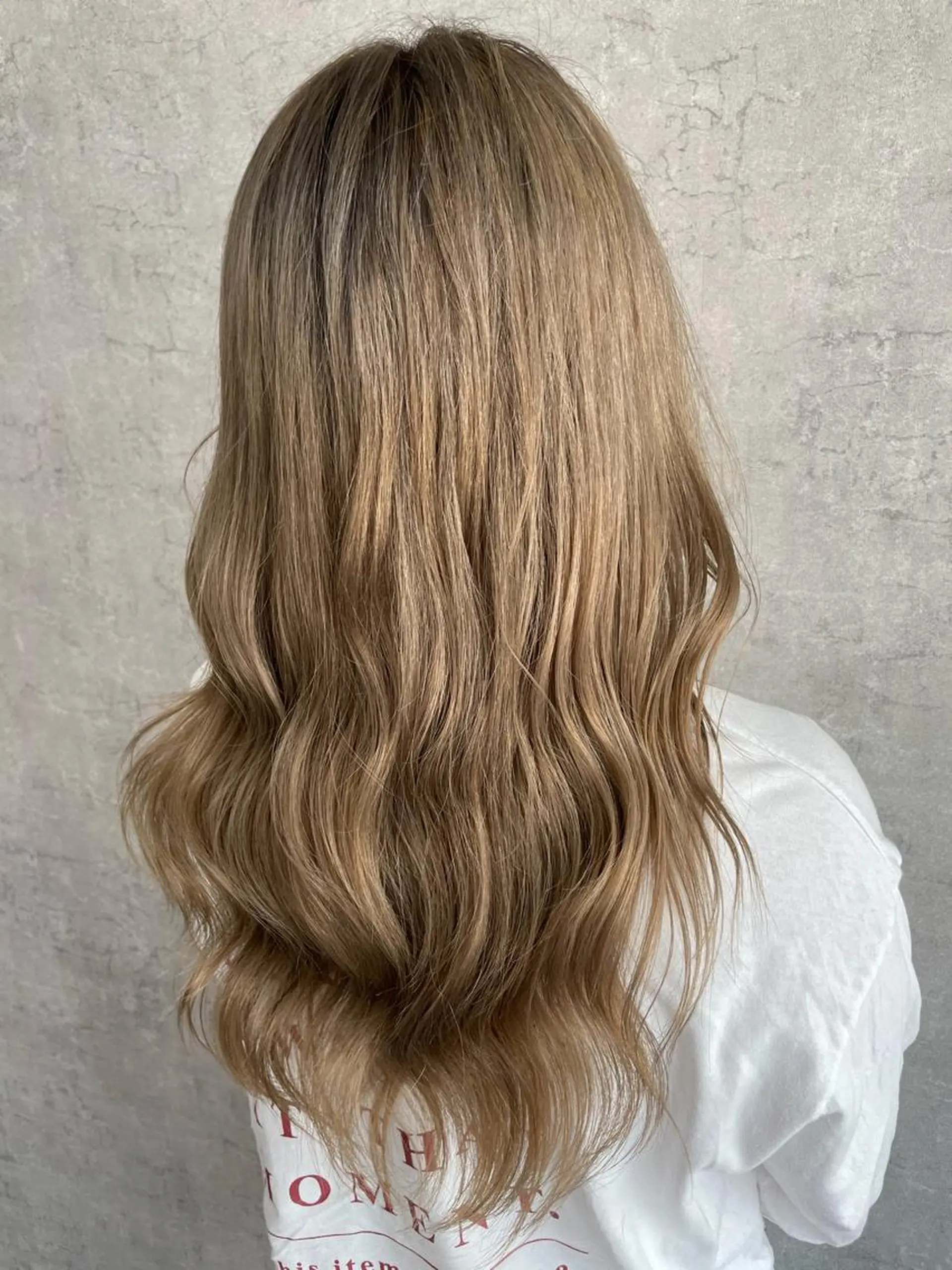 セミロング カラー パーマ ヘアアレンジ メンズ キッズ ネイル マツエク・マツパ メンズバレイヤージュ メンズブリーチ フェードカット メンズハイライト メンズインナーカラー カラー特化サロン Eir心斎橋のヘアスタイル