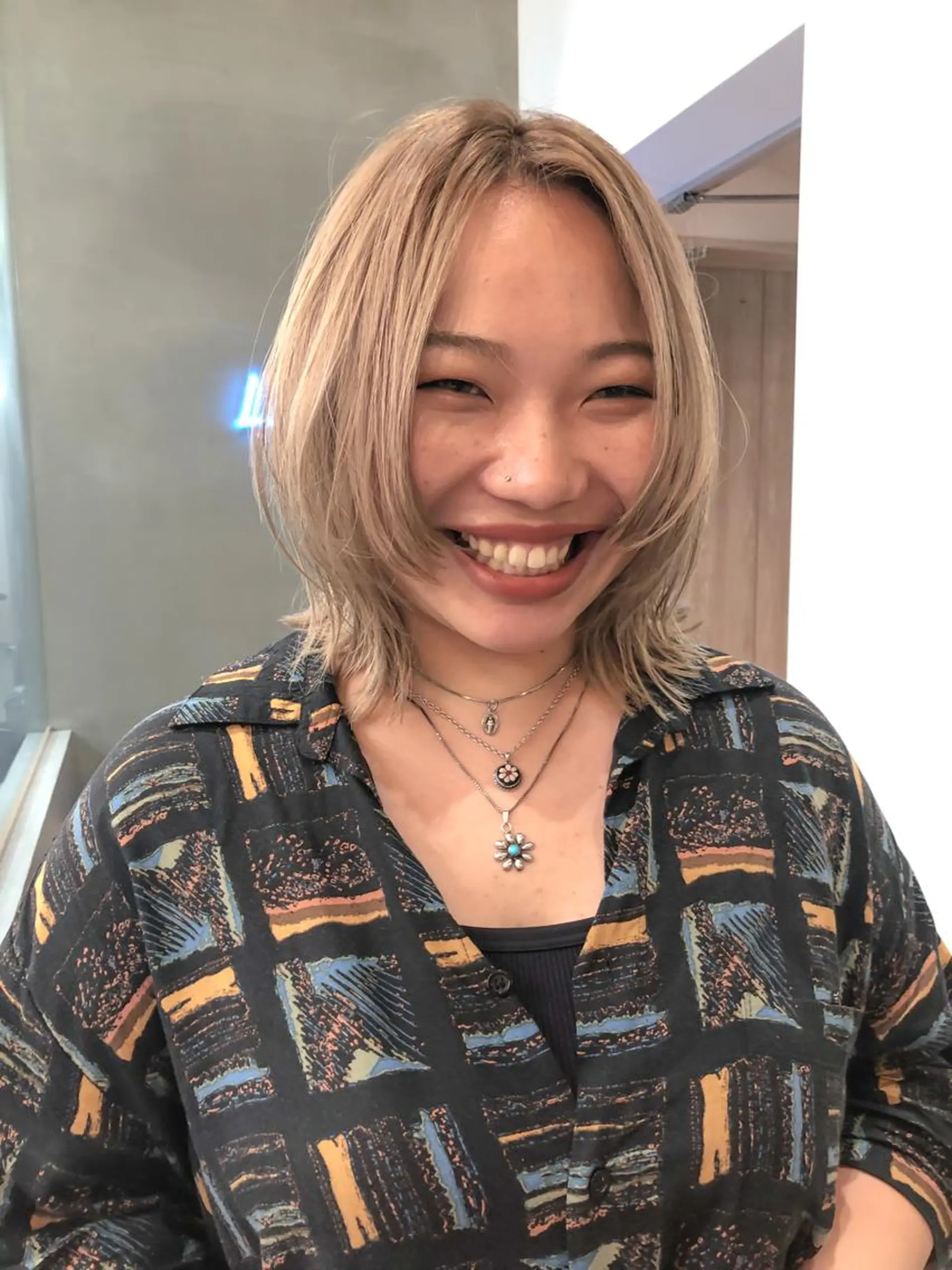 ミディアム カット 縮毛矯正 トリートメント 🩵縮毛矯正/ブリー チ/髪質改善/いつかのヘアスタイル