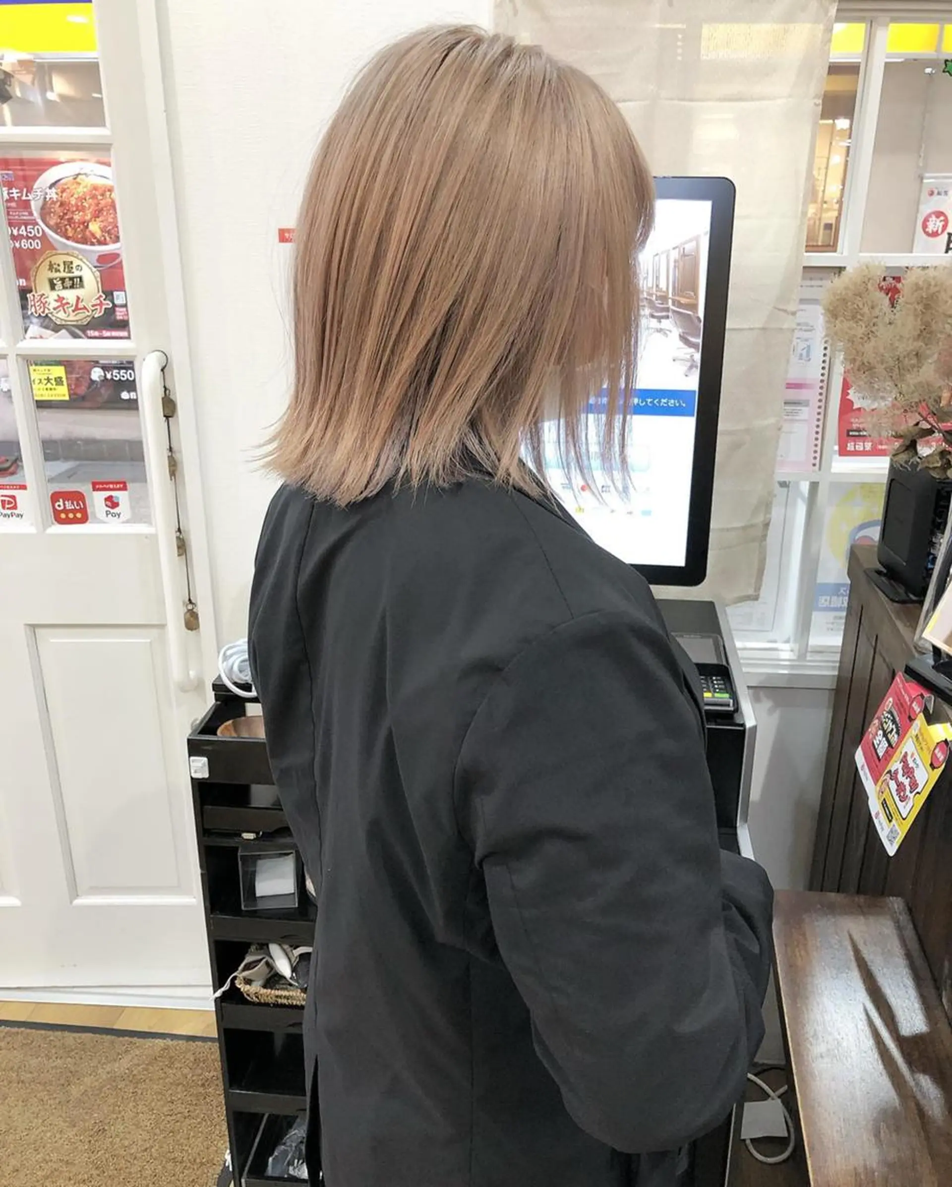 カラー アディクシーカラー アッシュ ブリーチ ダブルカラー グラデーションカラー 🌈ハイトーン/ ワタル🌈のヘアスタイル