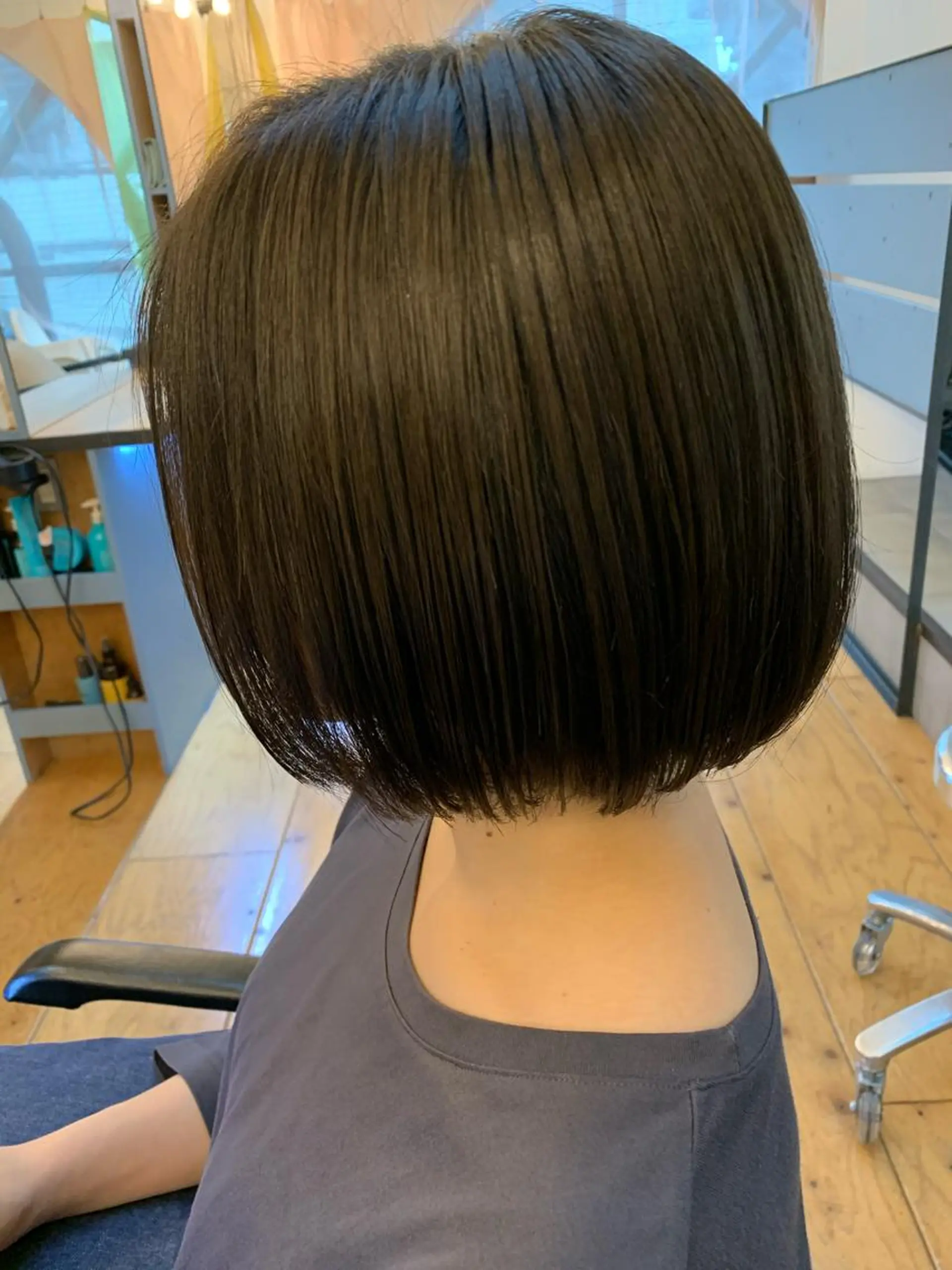 ショート カラー アッシュ ミント Lagom なかだのヘアスタイル