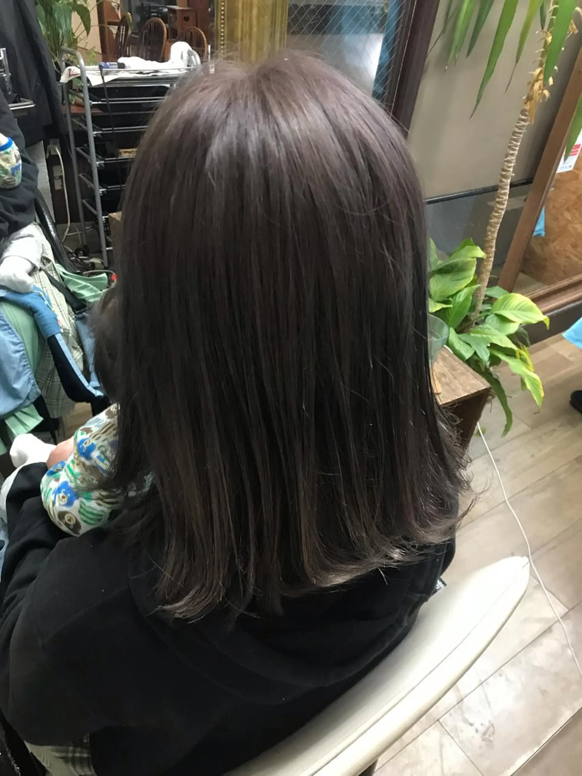 ミディアム カラー ブリーチ ハイライトカラー ハイライト 牧野 なつきのヘアスタイル