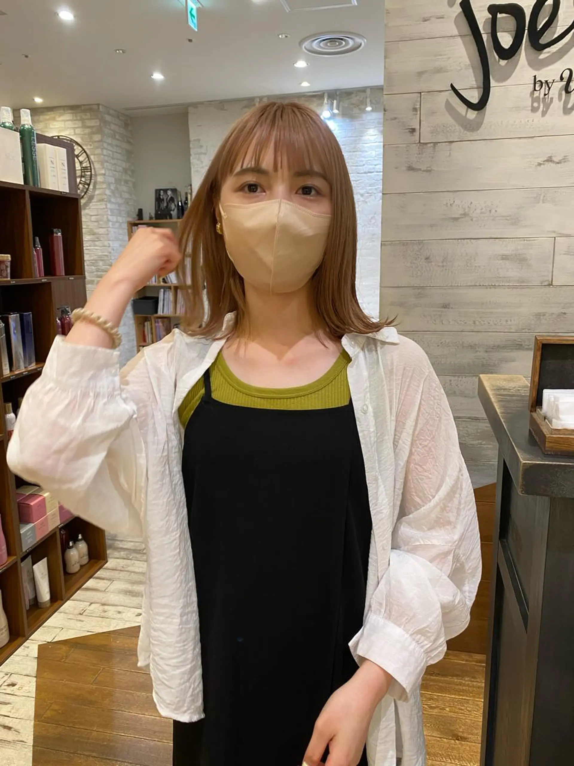 ミディアム 外ハネヘア 栗原 瑞稀のヘアスタイル