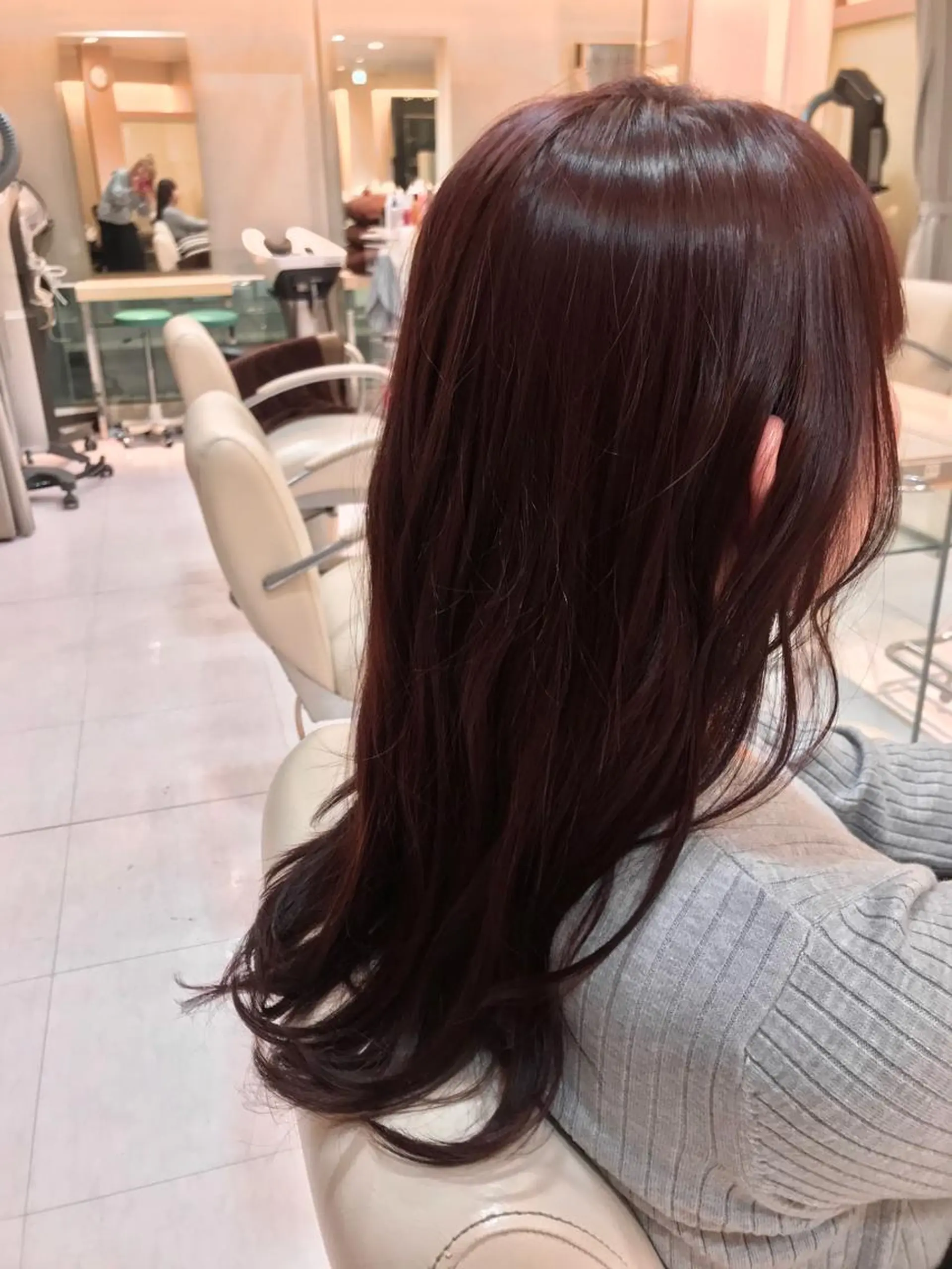 セミロング カラー ブラウンカラー カシス ピンクカラー ピンクブラウン オルチャンヘア 後藤 瑞季のヘアスタイル