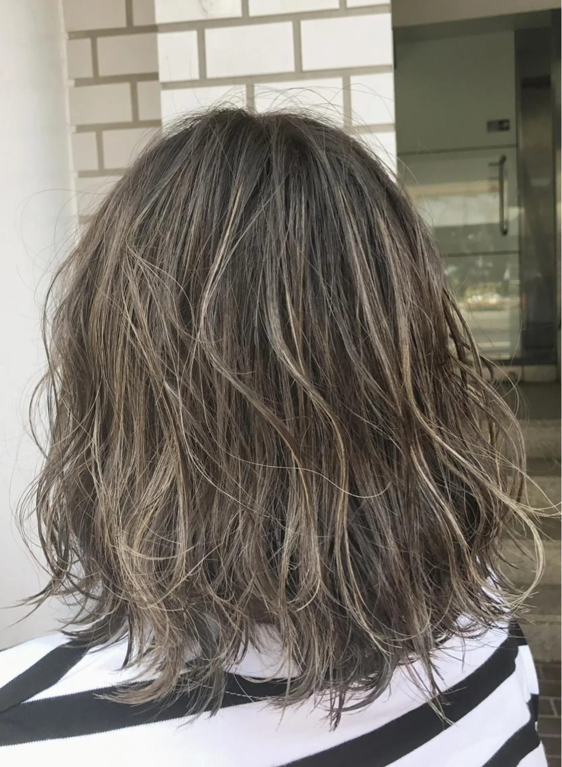 ミディアム カラー ハイライトカラー ハイライト メンズカット特化柏駅 徒歩3分LOUのヘアスタイル