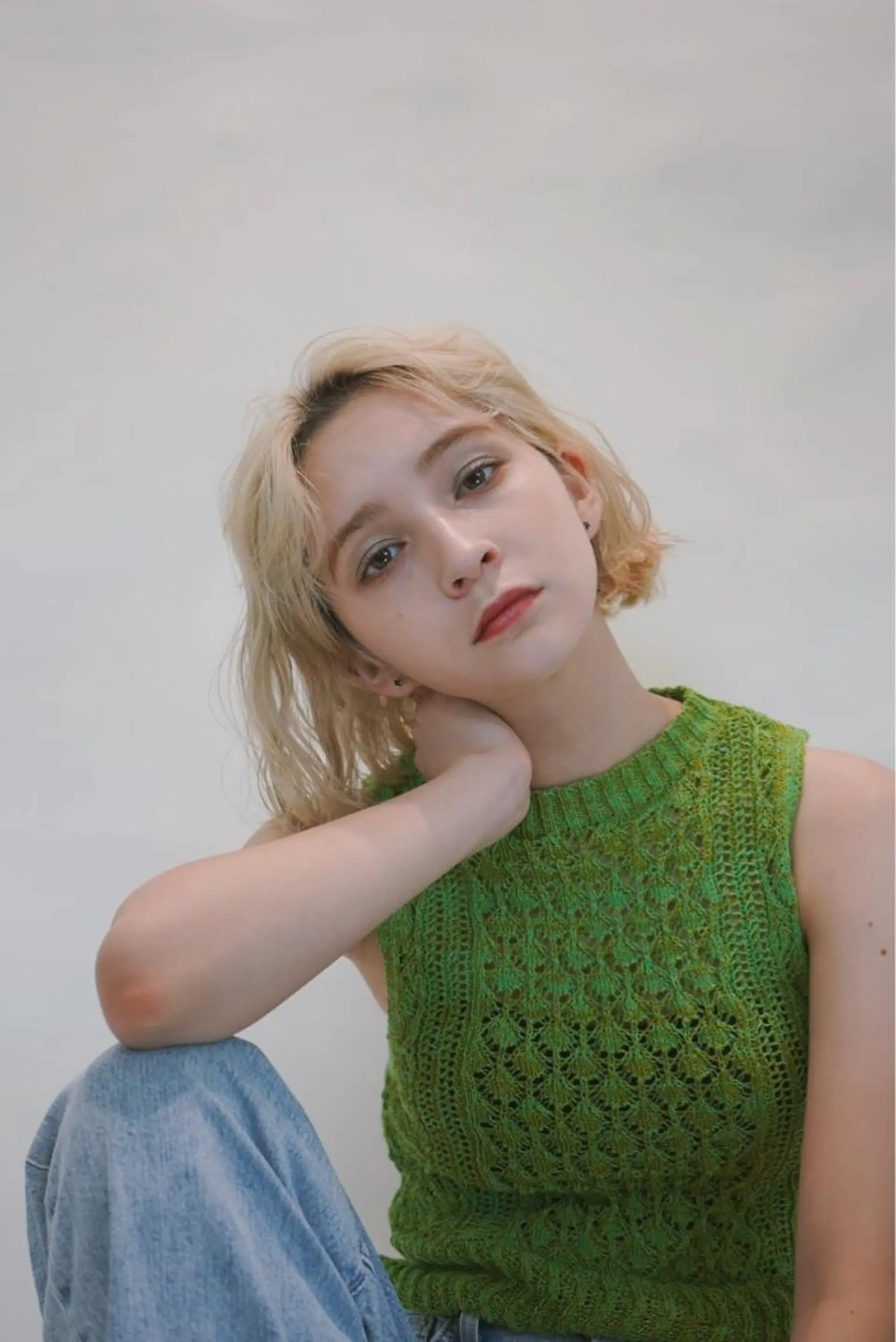 カラー ハイトーンカラー 鶴井 美空のヘアスタイル