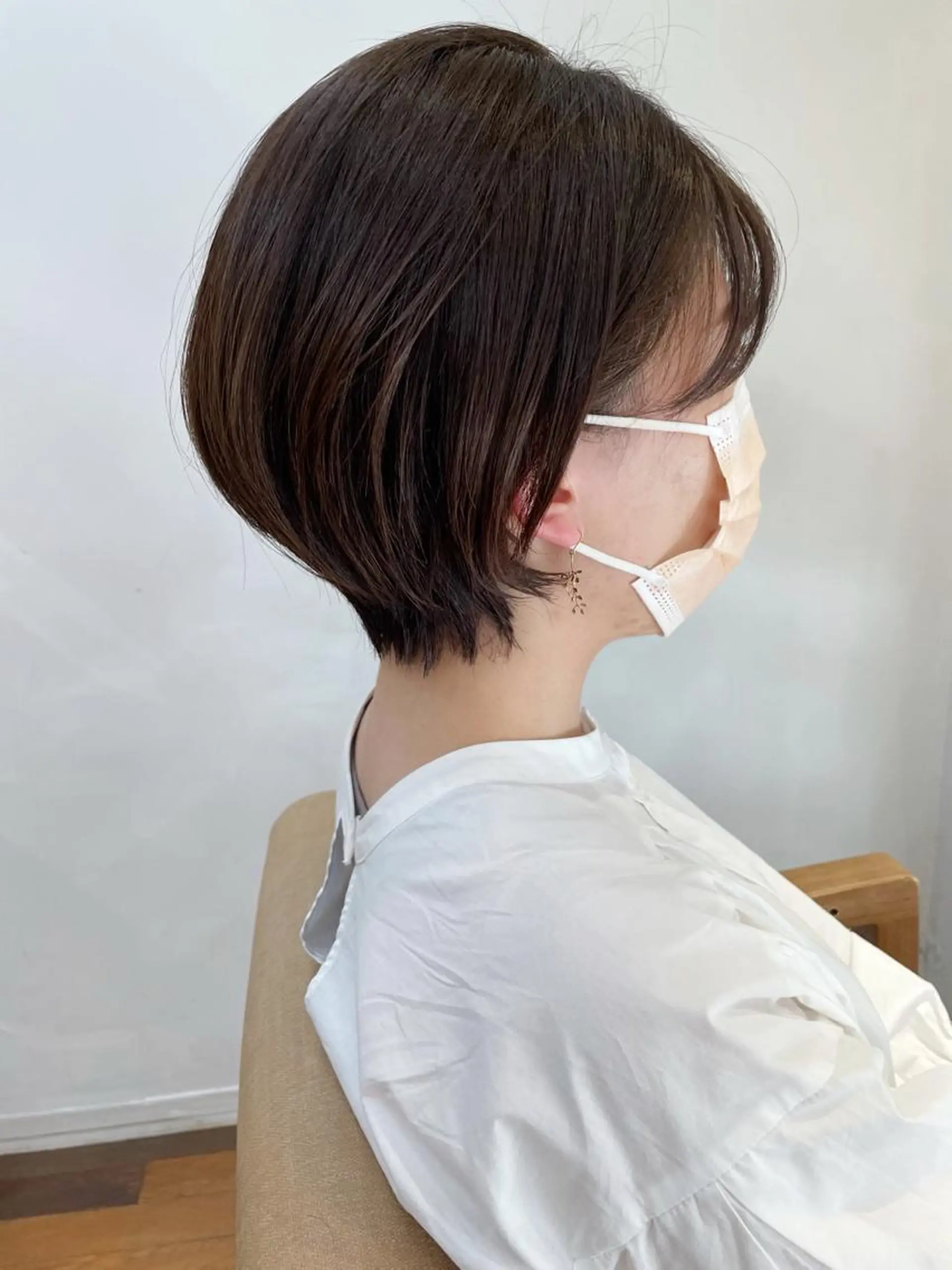 ショート カラー あずまぐち めぐみのヘアスタイル