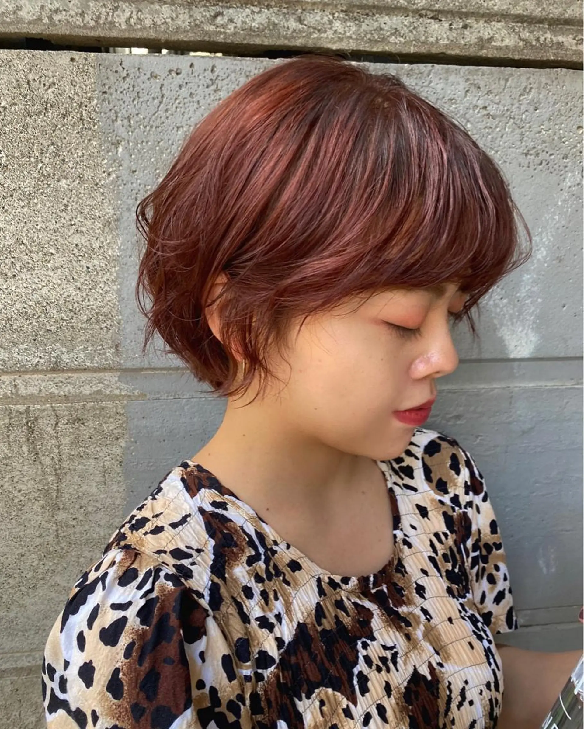 ショート カラー ヘアアレンジ satsuki 暖色・ブラウンカラーのヘアスタイル