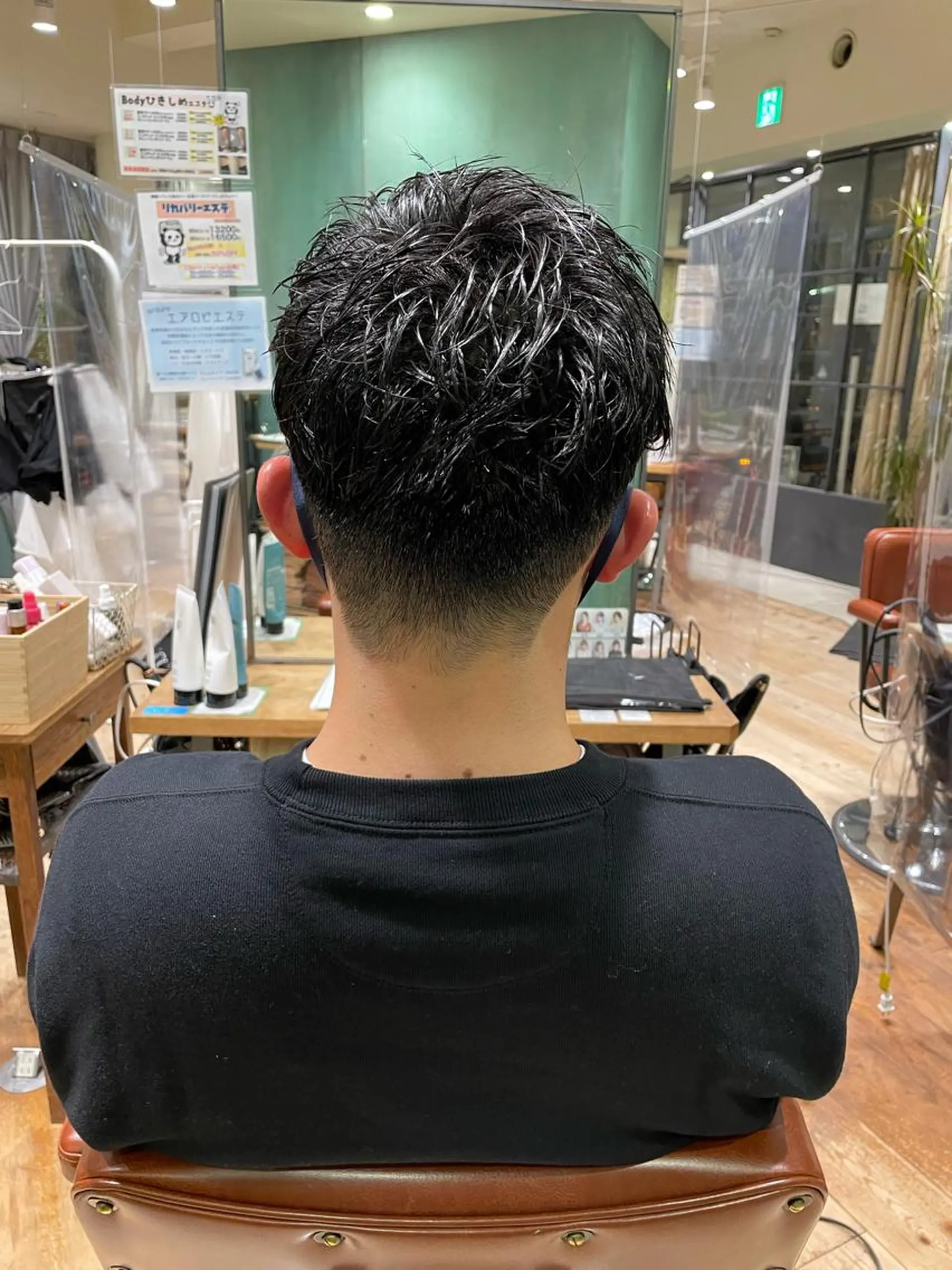 メンズ イズミ ナナコのヘアスタイル