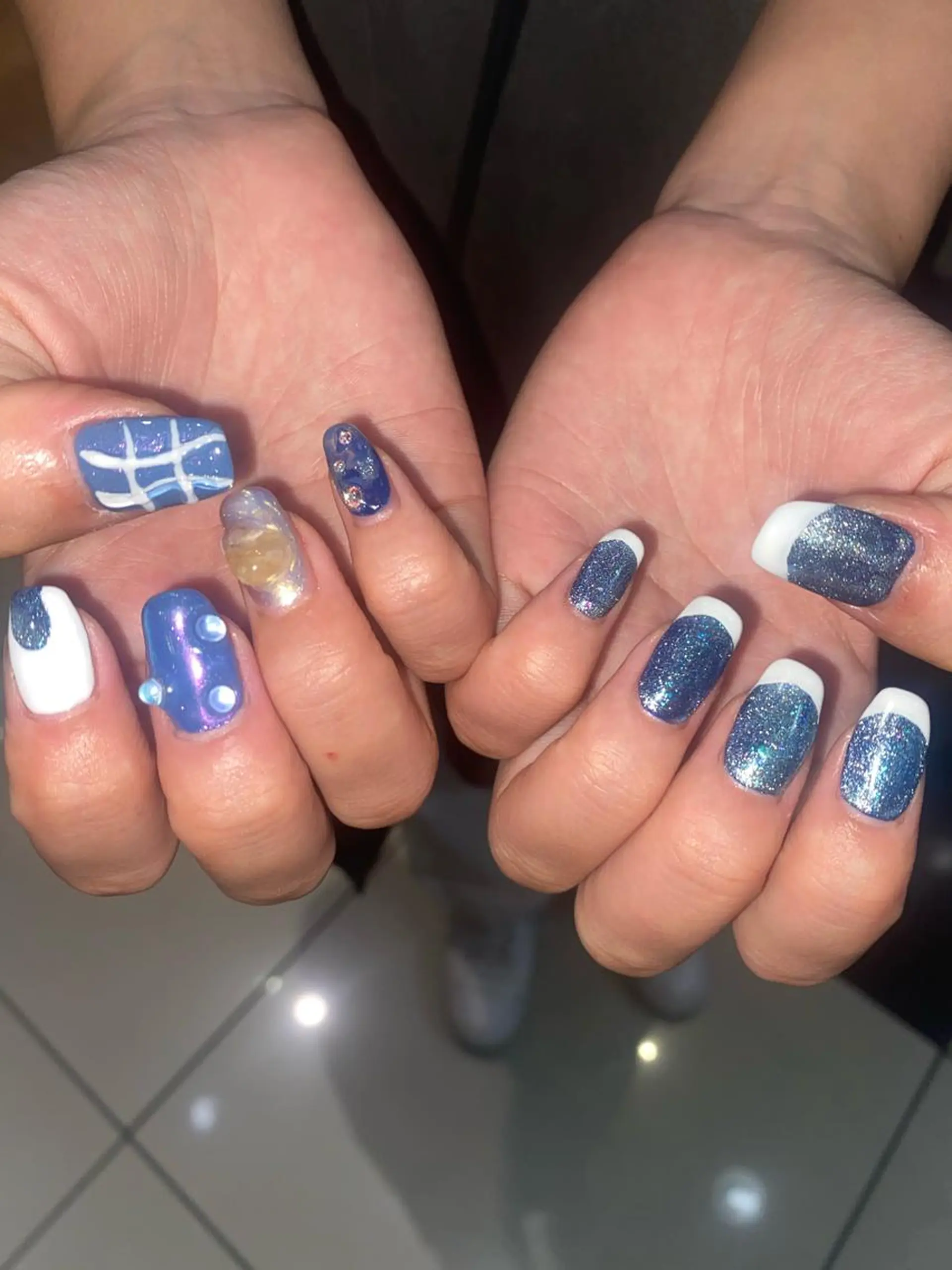 ネイル ニュアンスネイル ハンドネイル ∴Sanae. ∴ トータルビューティーのマツエク・マツパデザイン