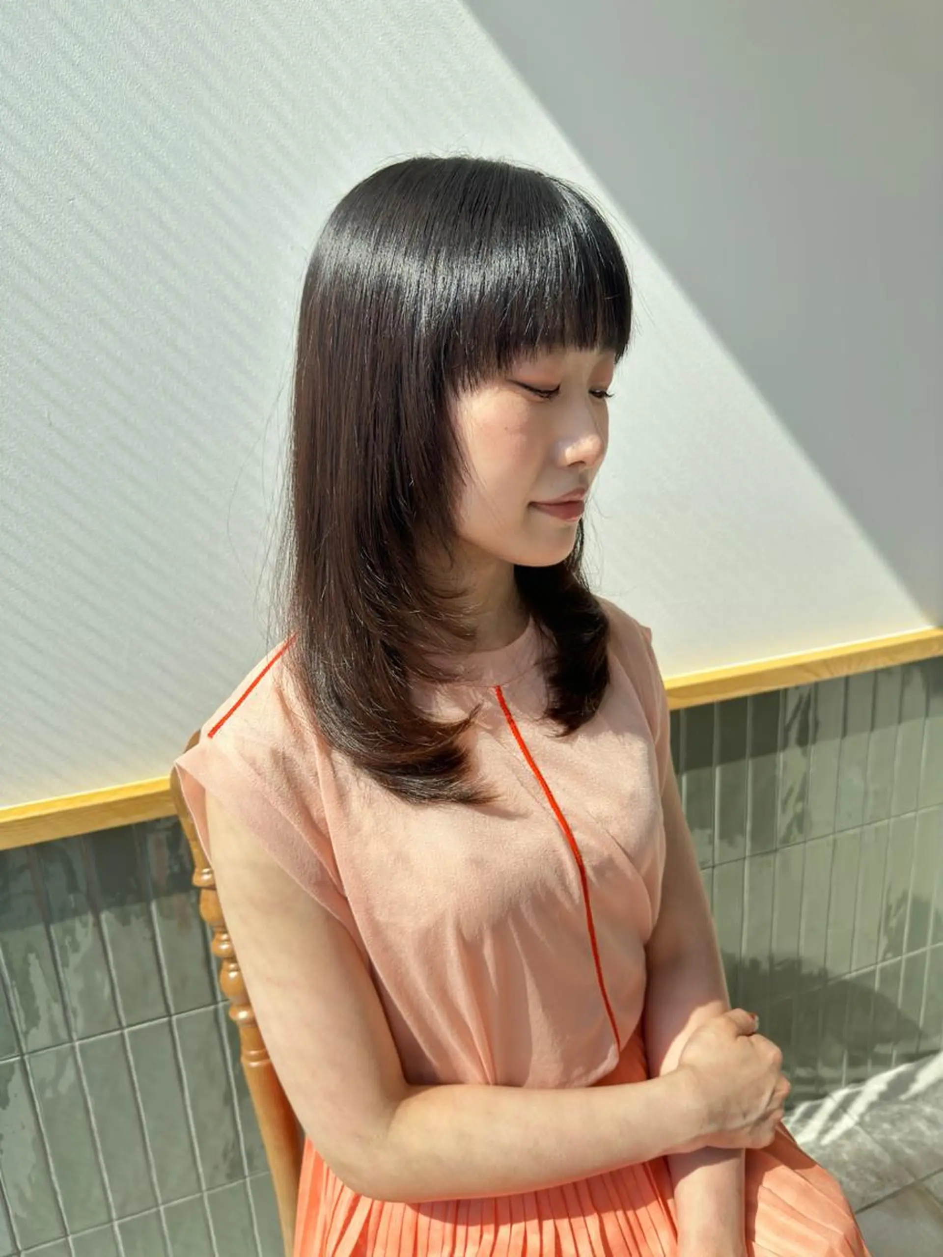 ミディアム カラー ヘアアレンジ カット ヘアカラー トリートメント ブリーチなし/レイヤ ー特化🌈Tommyのヘアスタイル