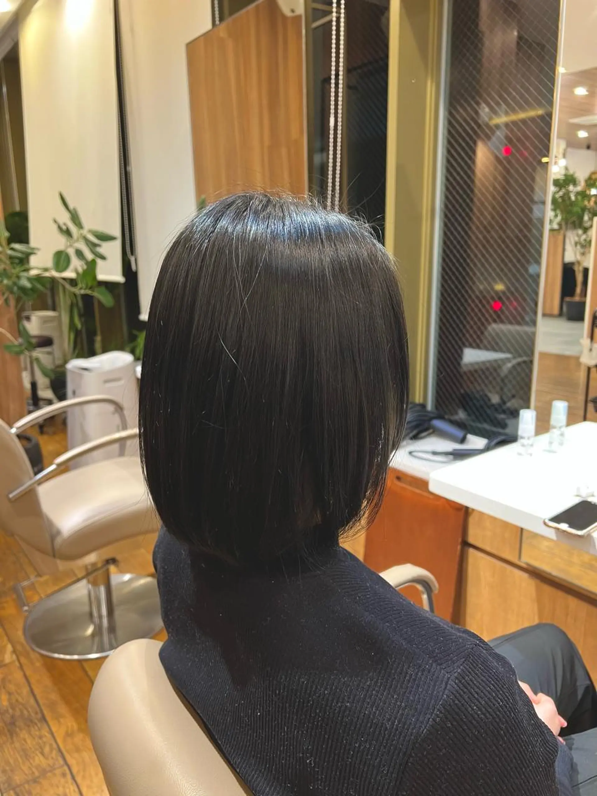 ショート カラー カワハラ ヒナコのヘアスタイル