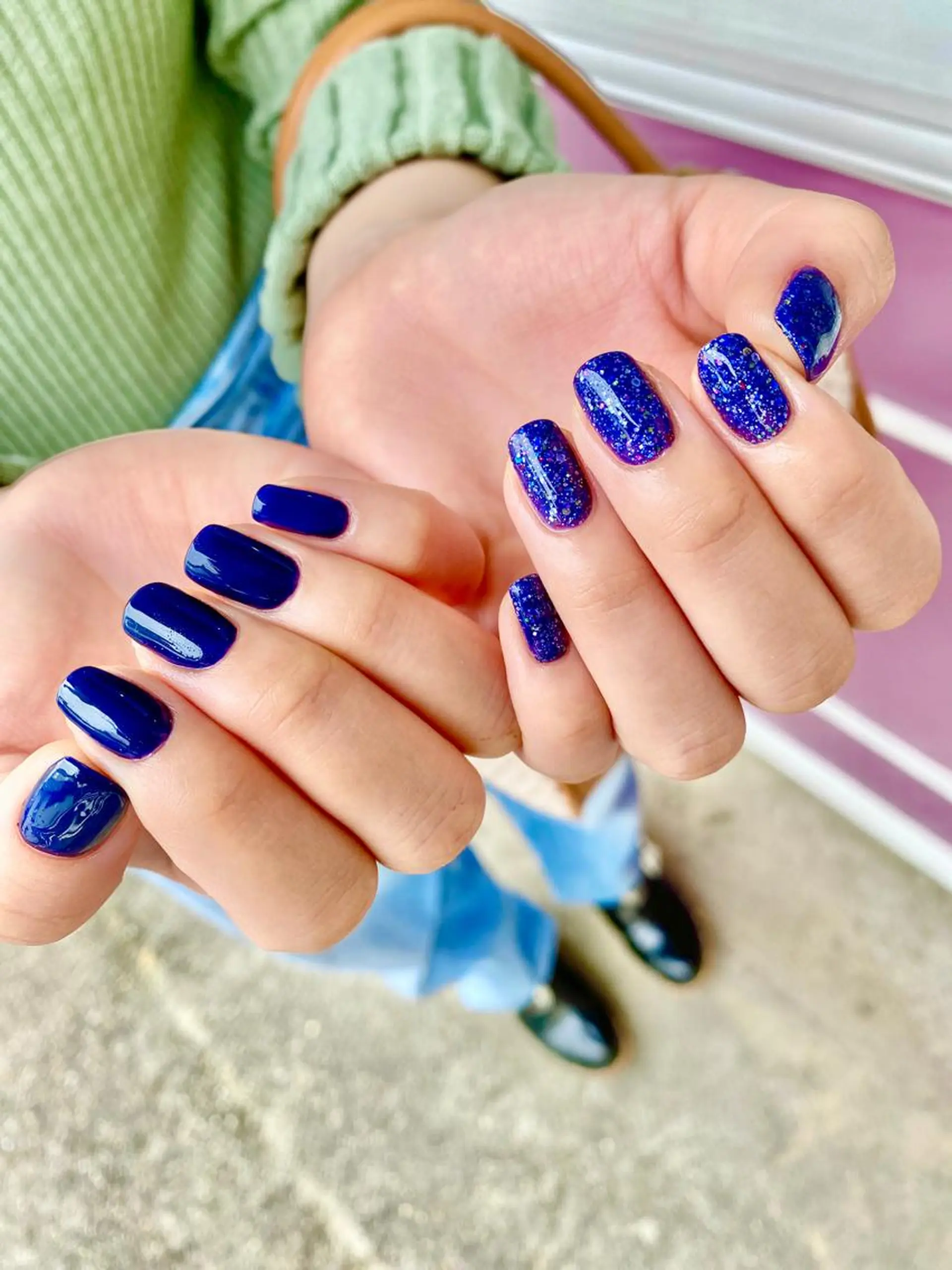 ネイル ジェルネイル ゴールド ミラーネイル ニュアンスネイル ピスタチオネイル ハンドネイル ハンドケア Lililas サロン&スクールのネイルデザイン