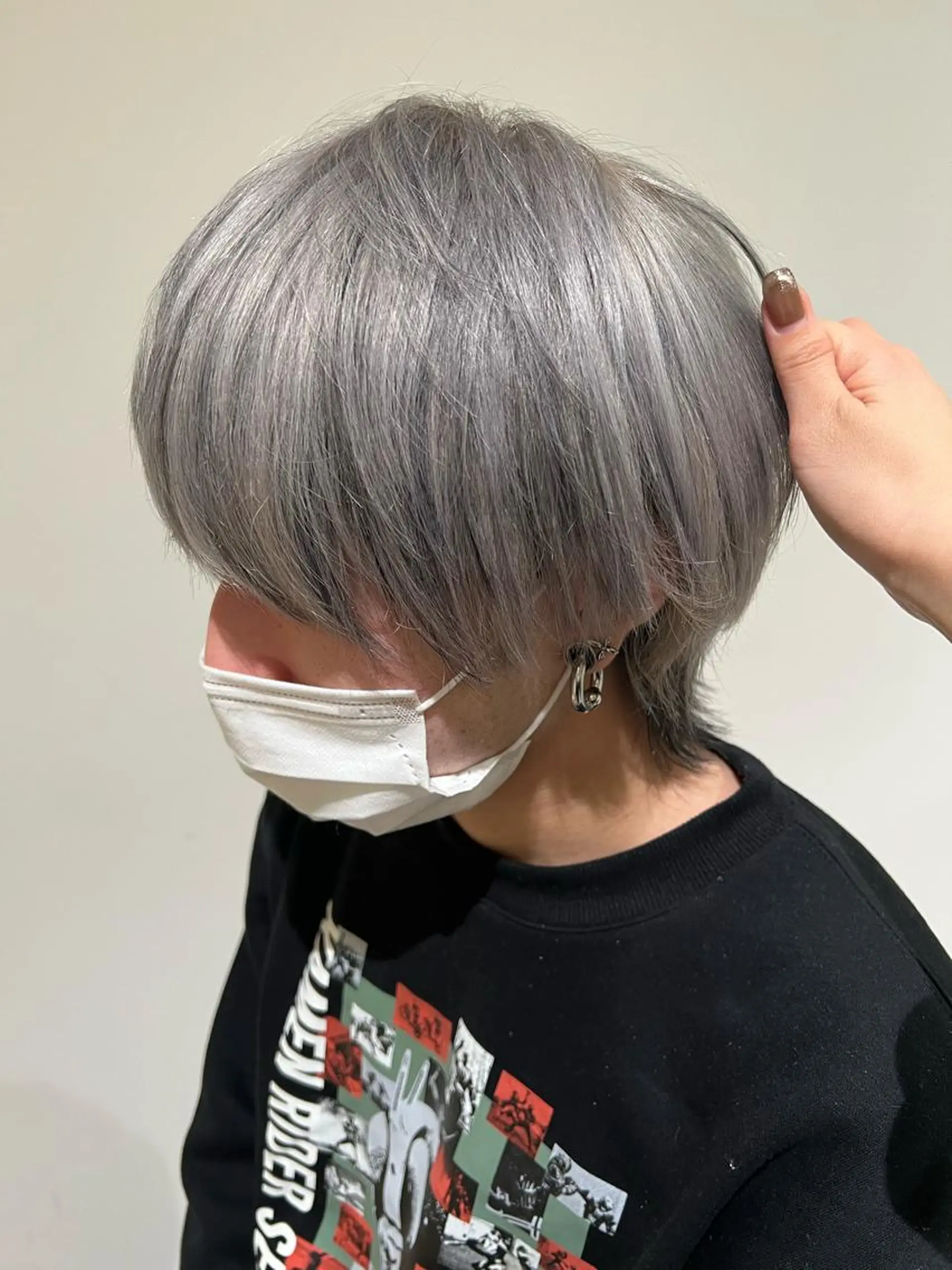 カラー 河原 亜樹のヘアスタイル