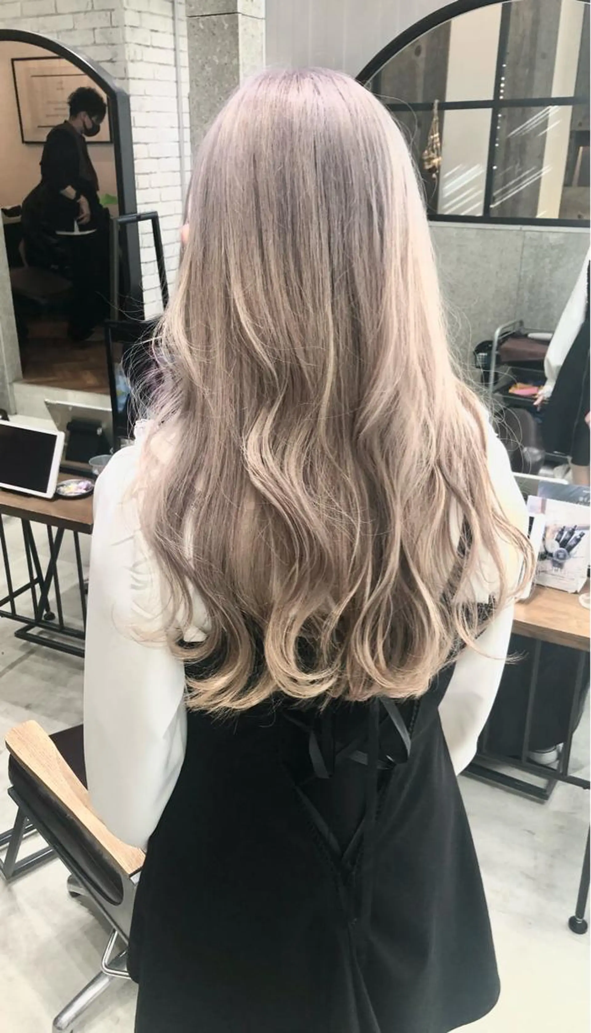 ロング アッシュ 🌈外国風ハイライト こうたろうのヘアスタイル