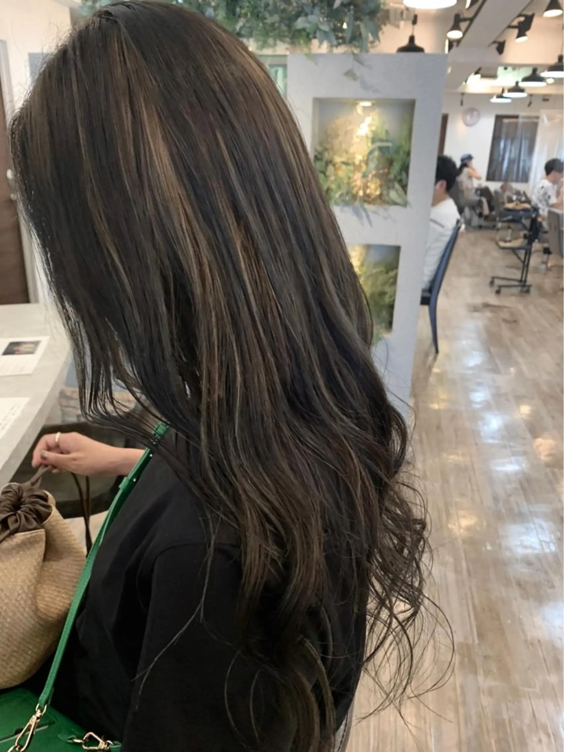 ロング カラー ブリーチ／ヘアセット 🪞🌙minamiのヘアスタイル