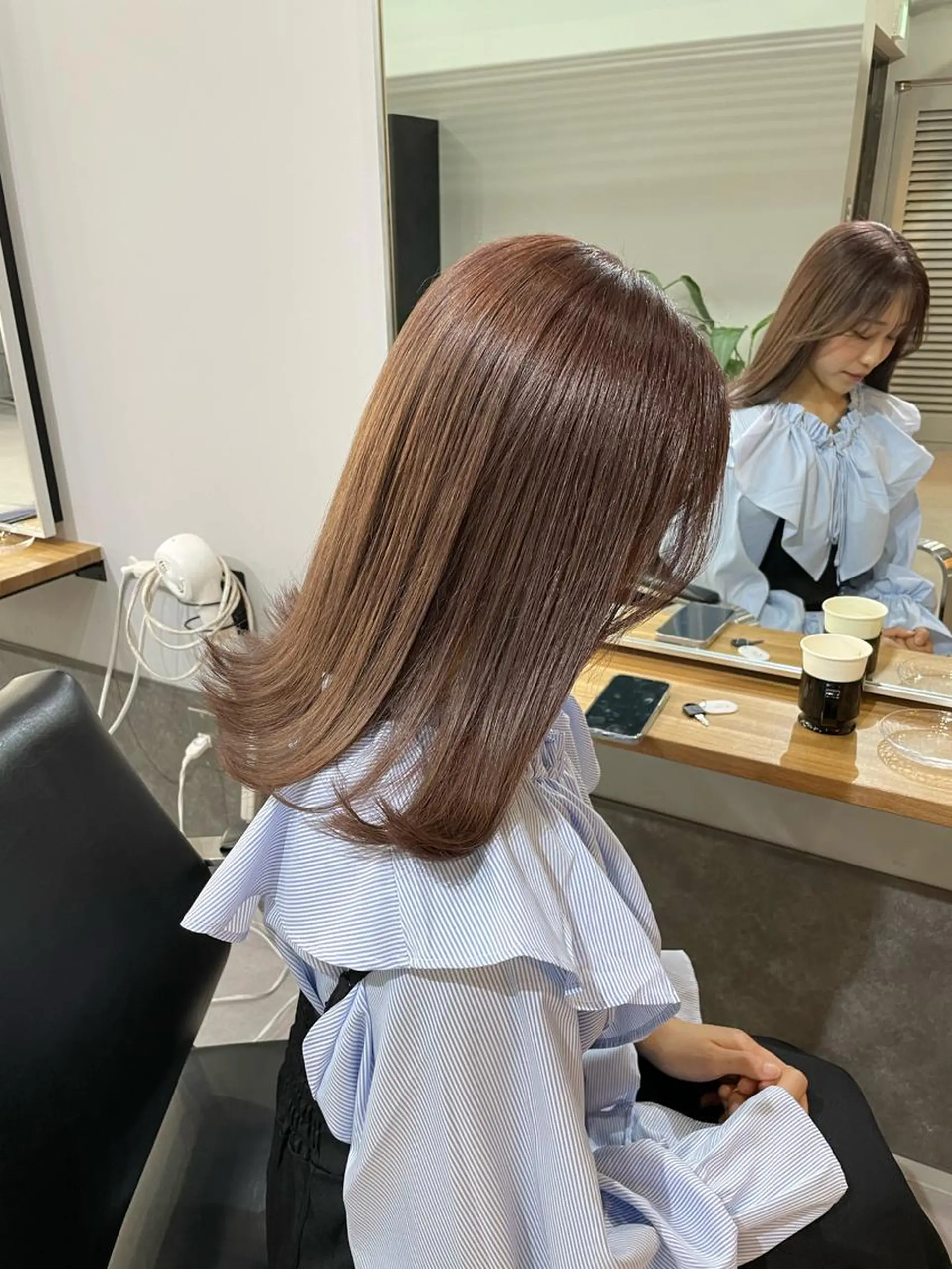 ロング カラー ミルクティーベージュ ❤︎レイヤー　MIAのヘアスタイル