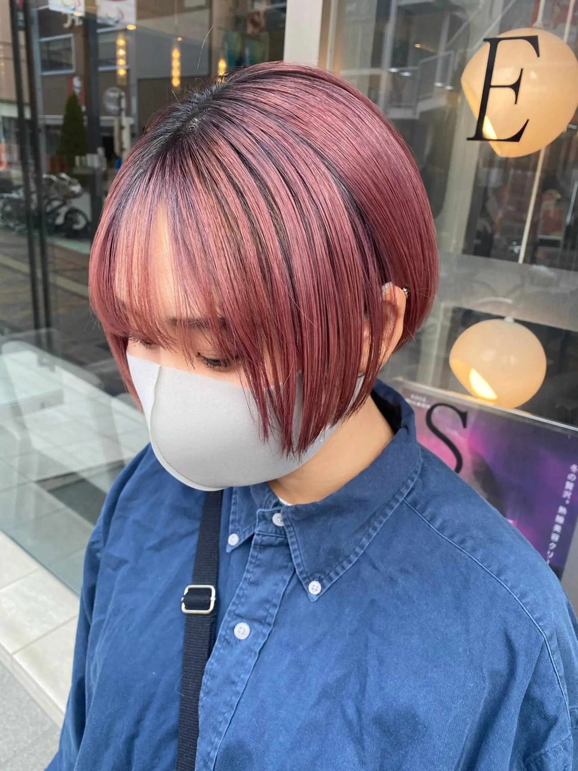 ショート カラー パーマ ヘアアレンジ メンズ キッズ ネイル viewstokyo所属・mana 暖色カラーカットのヘアスタイル