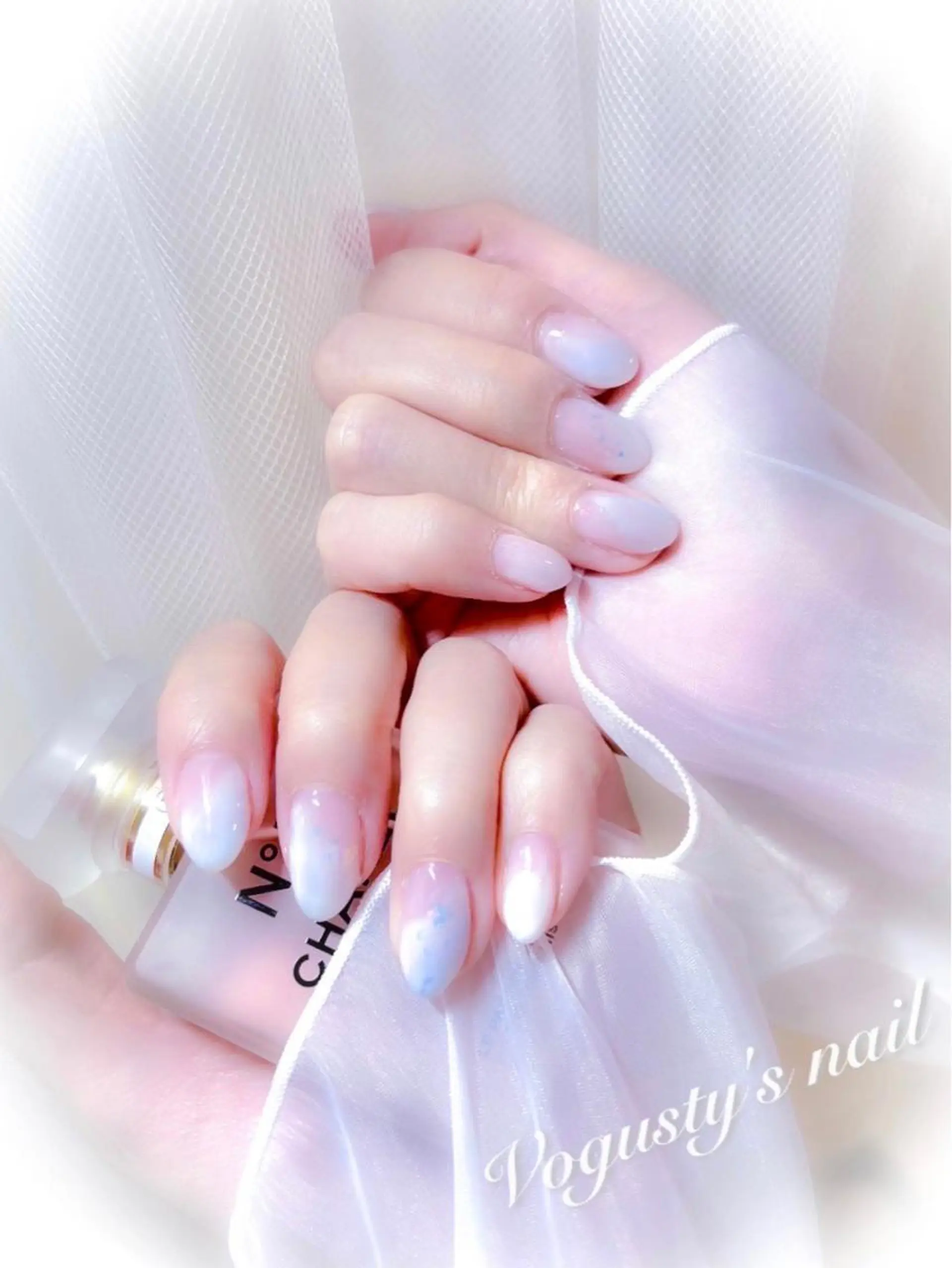 ネイル オーロラネイル キラキラネイル ニュアンスネイル Vogusty's Nail 鶴見店のネイルデザイン