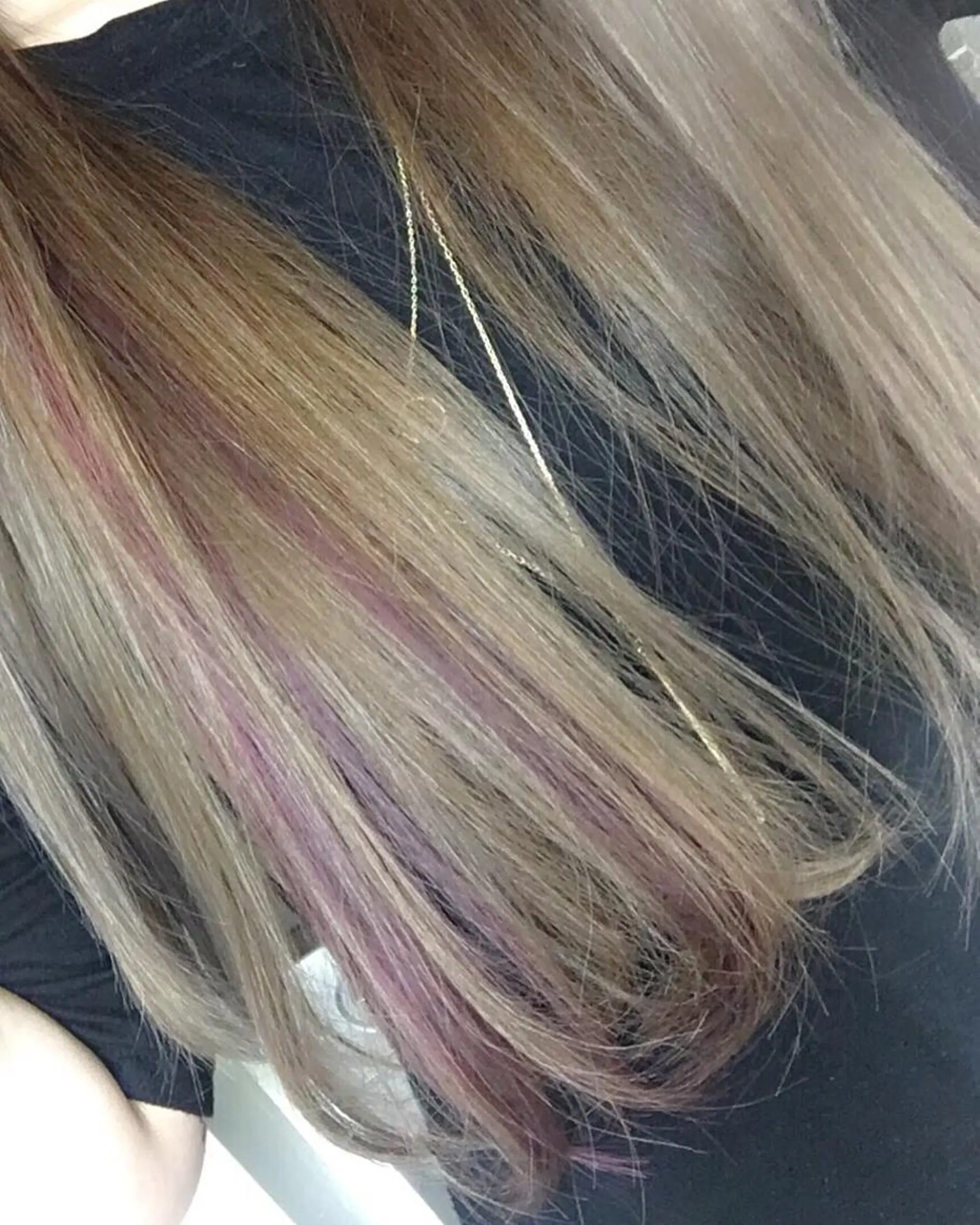 ロング カラー グラデーションカラー ハイライトカラー レッドカラー ハイライト カット無料/髪質改善 髪質根本改善/艶髪のヘアスタイル