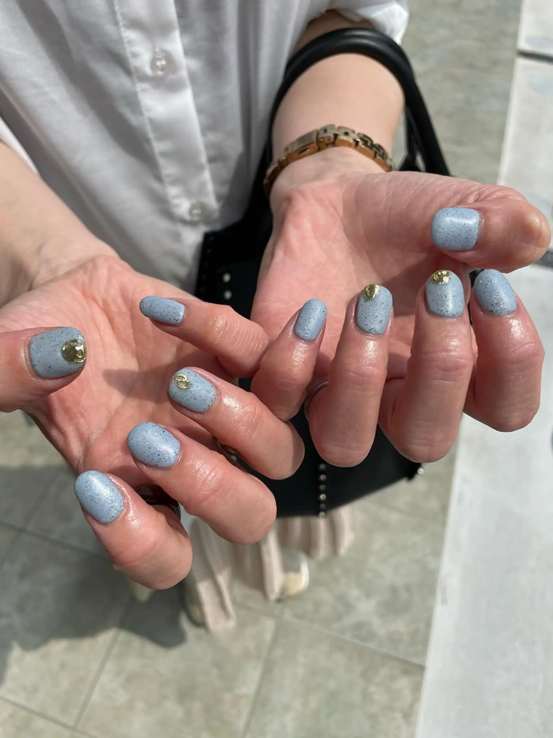 ネイル emanon 新宿東口店所属・nailist akariのネイルデザイン