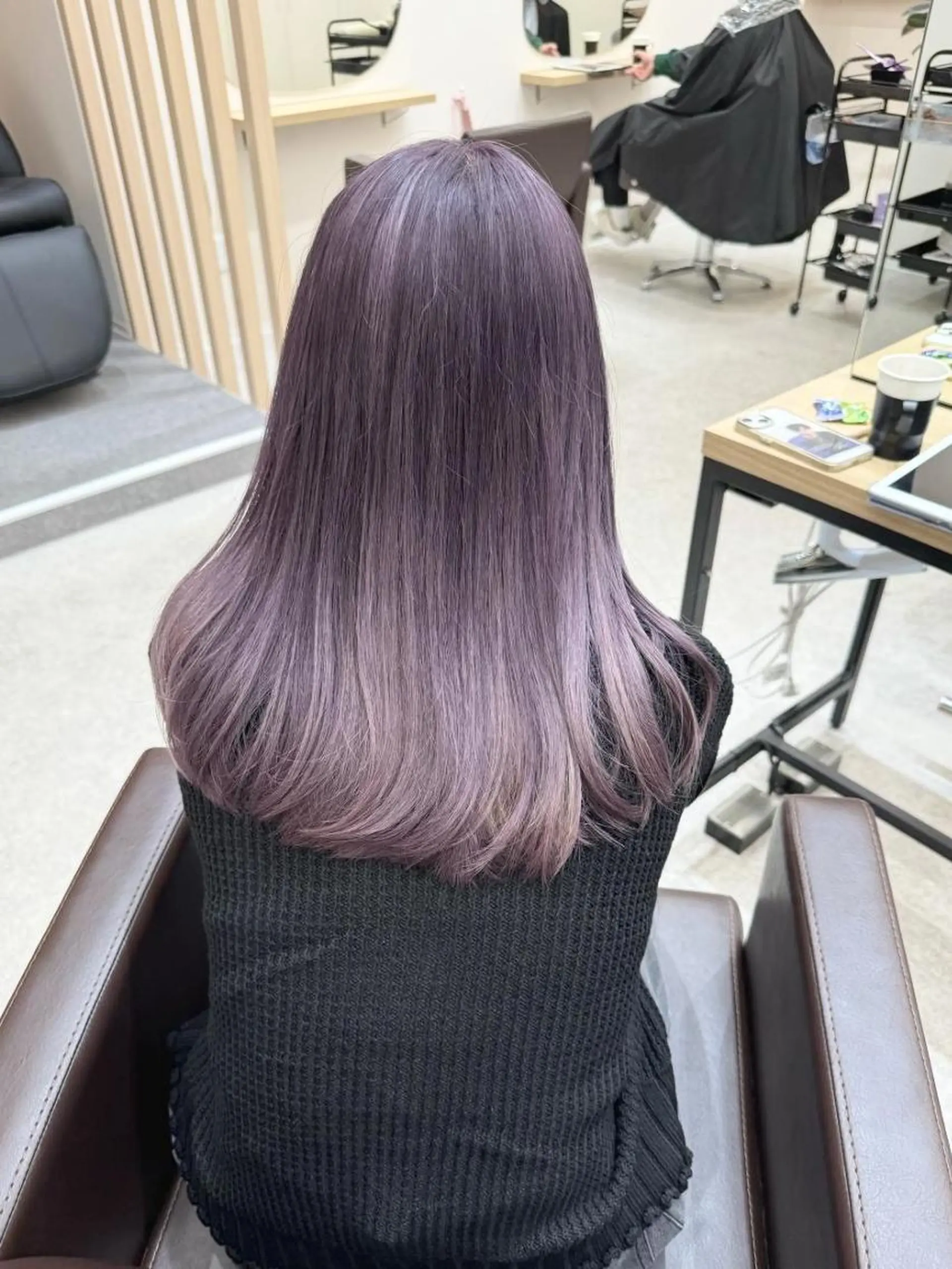 セミロング カラー ✨【公式】 juhl.横浜✨のヘアスタイル