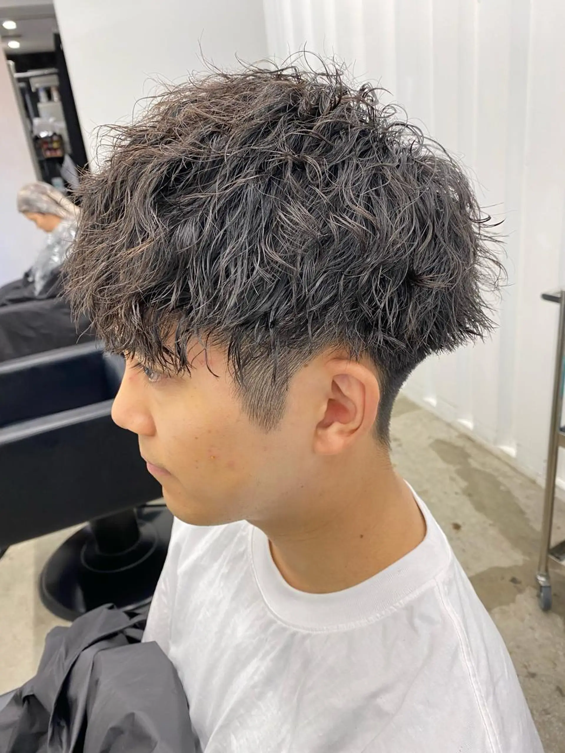 ショート パーマ メンズ メンズパーマ ツイストスパイラルパーマ スパイラルパーマ カット パーマ ［似合わせヘア］ ✂︎OGURO✂︎のヘアスタイル