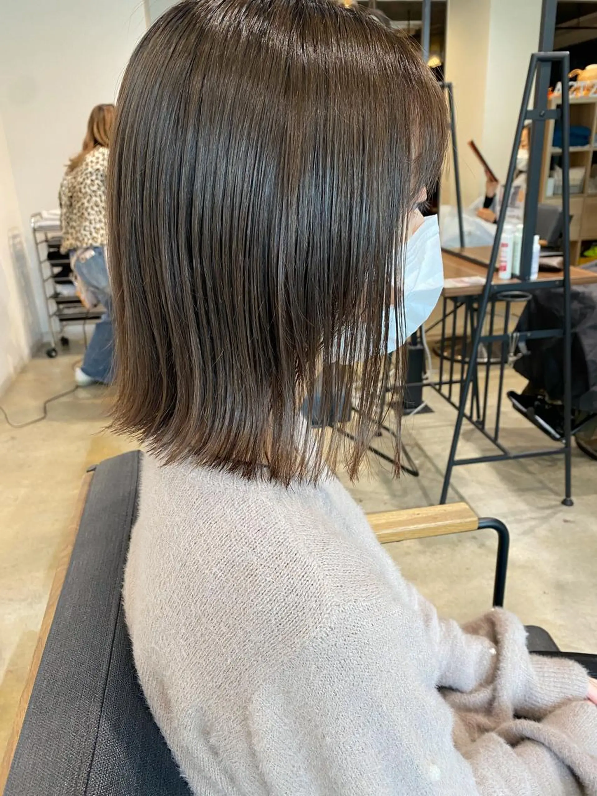 ショート カラー ベージュカラー ココアベージュ レイヤー/大人ボブ 渡邉【日吉美容室】のヘアスタイル