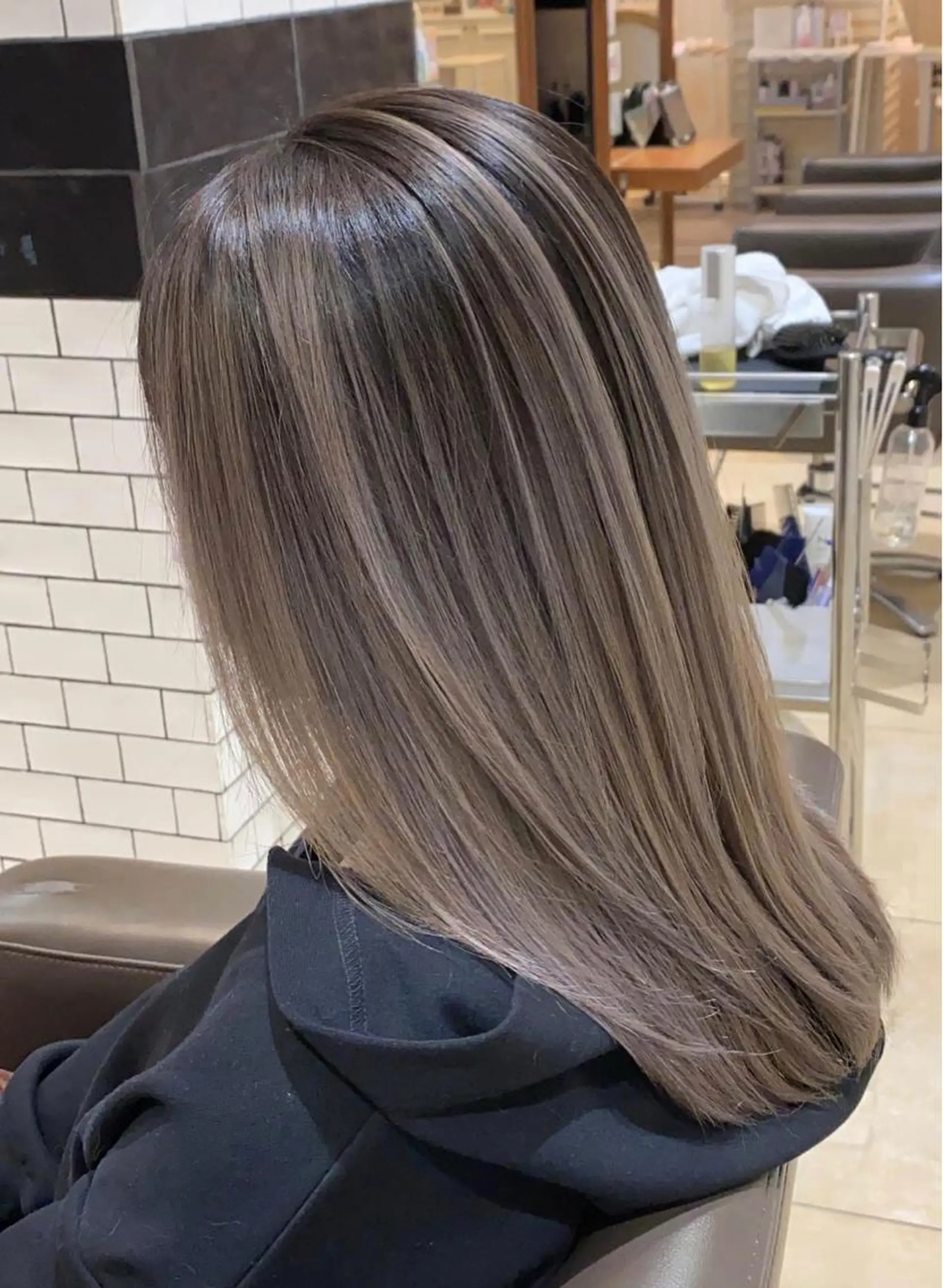 ロング カラー ヘアカラー トリートメント freedom  下中野店所属・🫧🕊️かたやま さきこ🕊️🫧のヘアスタイル