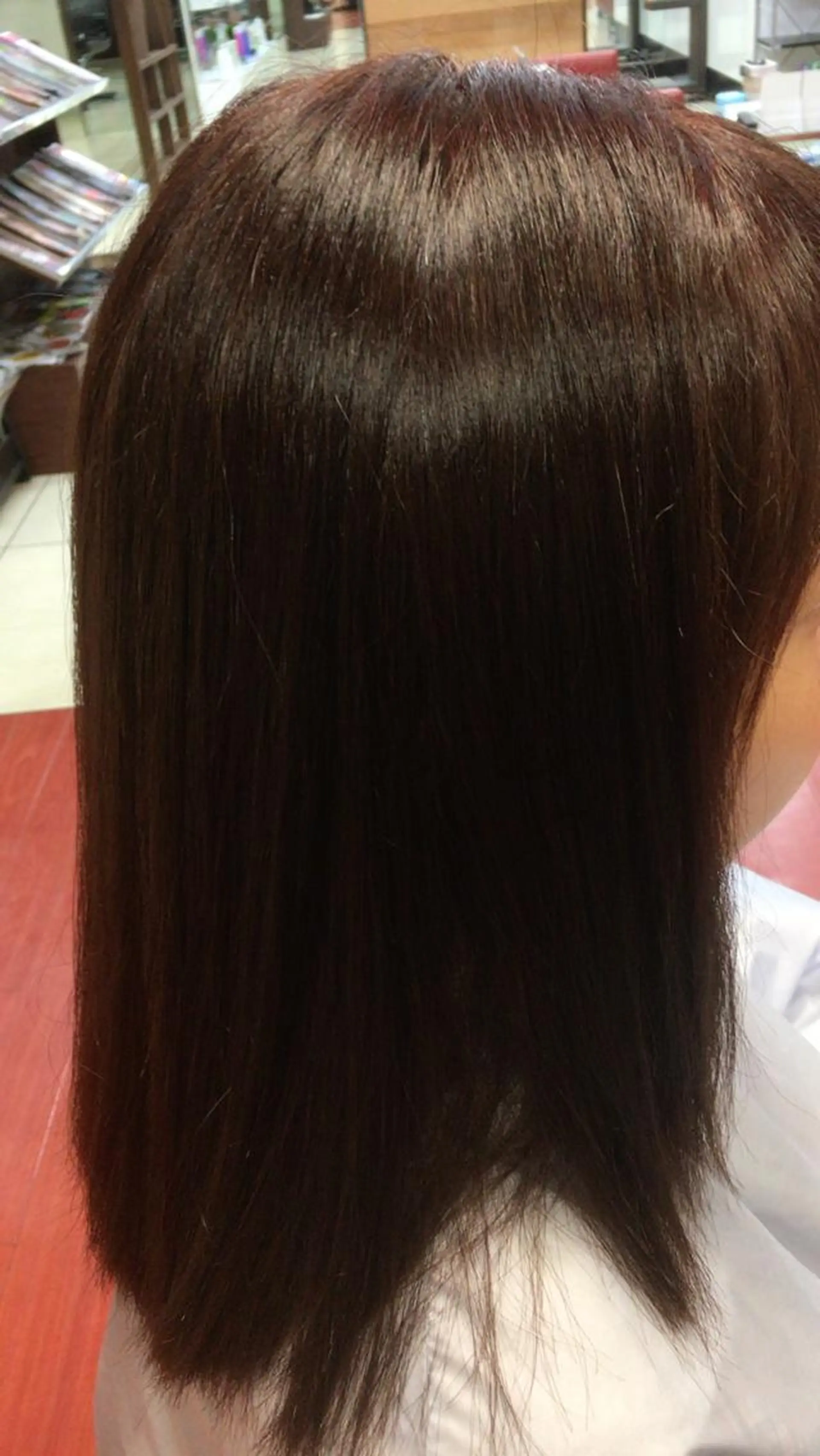 ミディアム 大久保 遥日のヘアスタイル