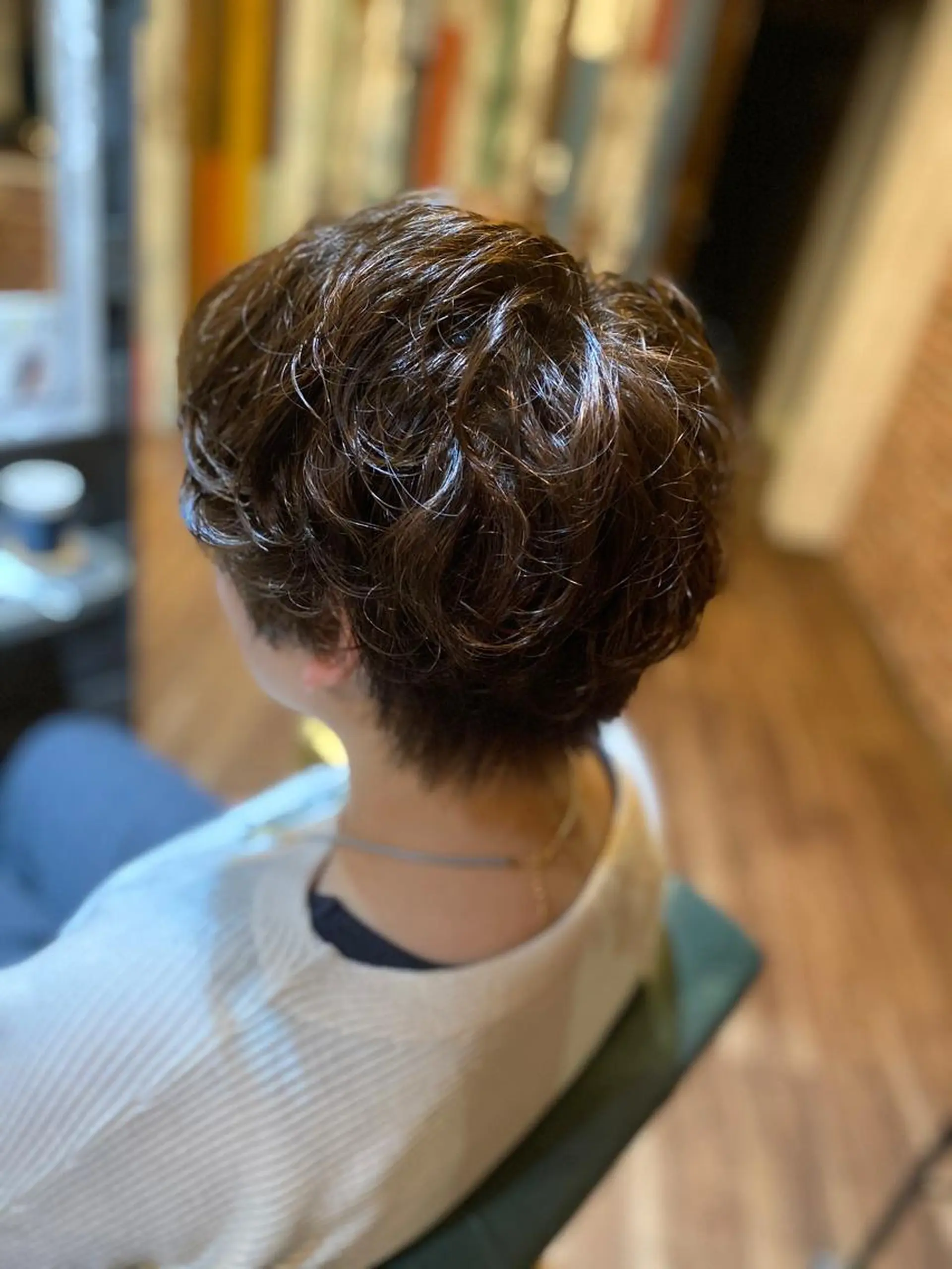 ショート カラー パーマ ハイライト/インナー /ブリーチ/レイヤーのヘアスタイル