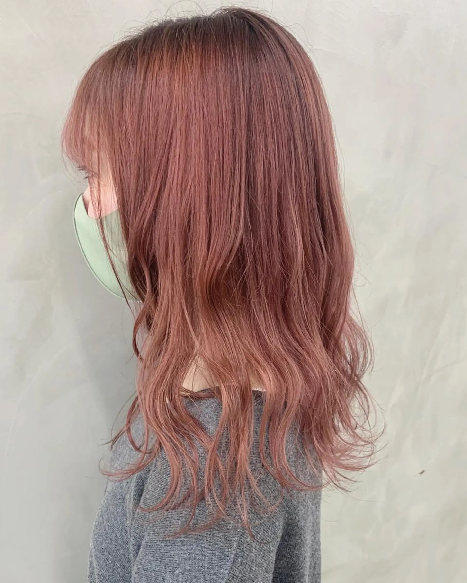 セミロング カラー ベージュカラー ピンクカラー ピンクベージュ 🐝 hachi🐝のヘアスタイル