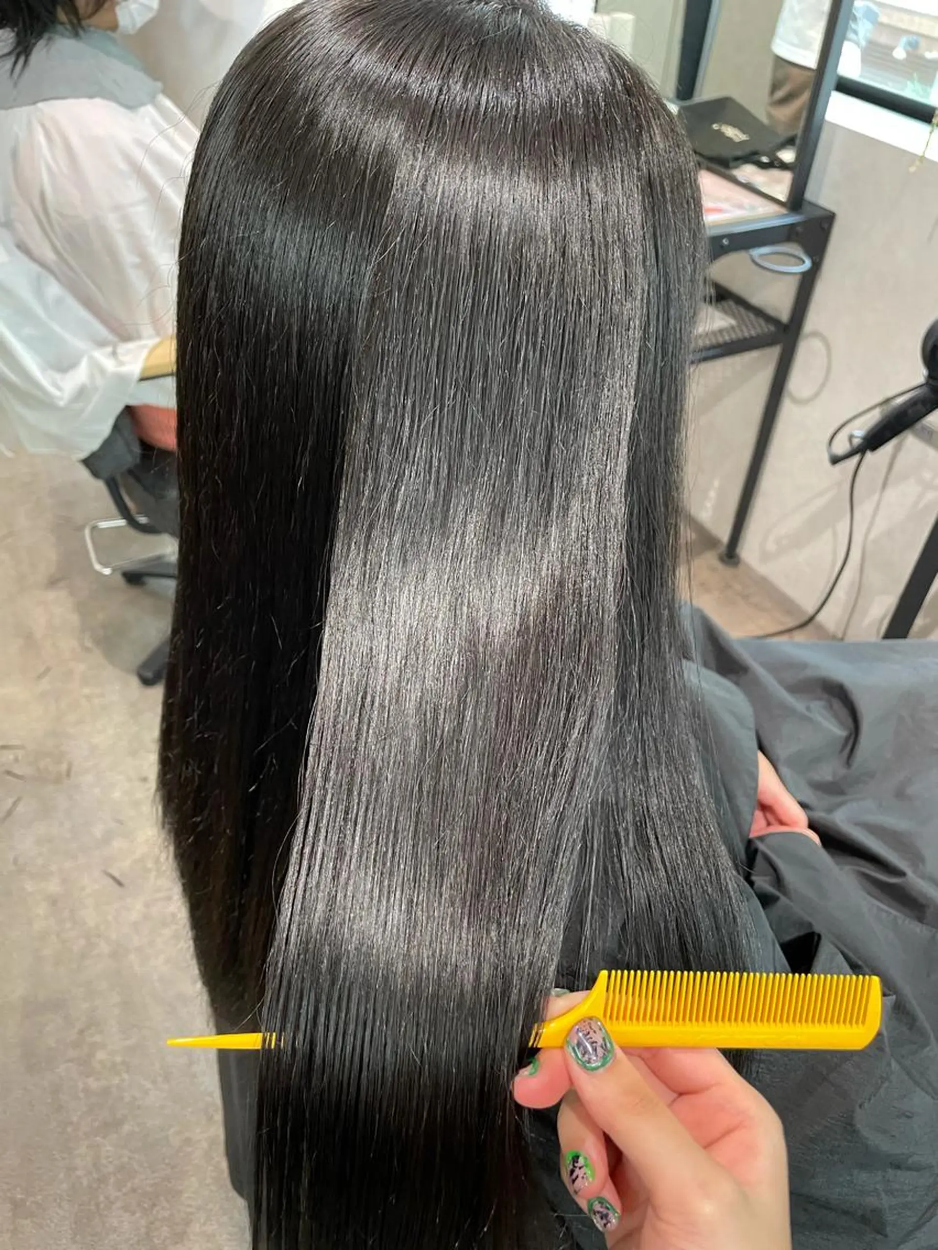 ロング カラー 髪質改善 トリートメント ヘアカラー トリートメント ナチュラル透明感🌱 小山美樹子のヘアスタイル