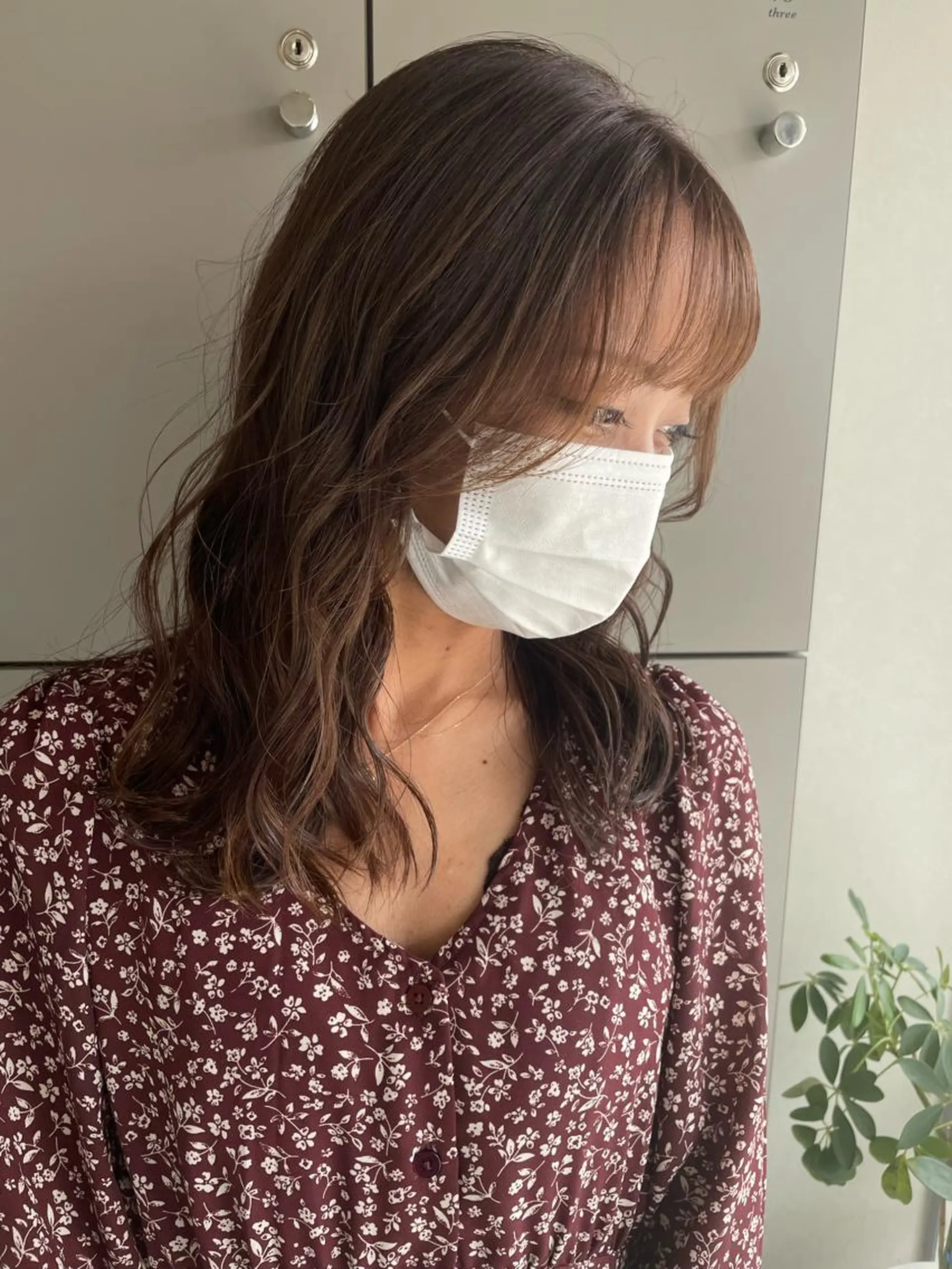 セミロング 切りっぱなしボブ ショートボブ セミロングパーマ ミストバング ボブ カット ヘアカラー パーマ トリートメント モテ髪/ボブ/ショー ト/アダチフウトのヘアスタイル