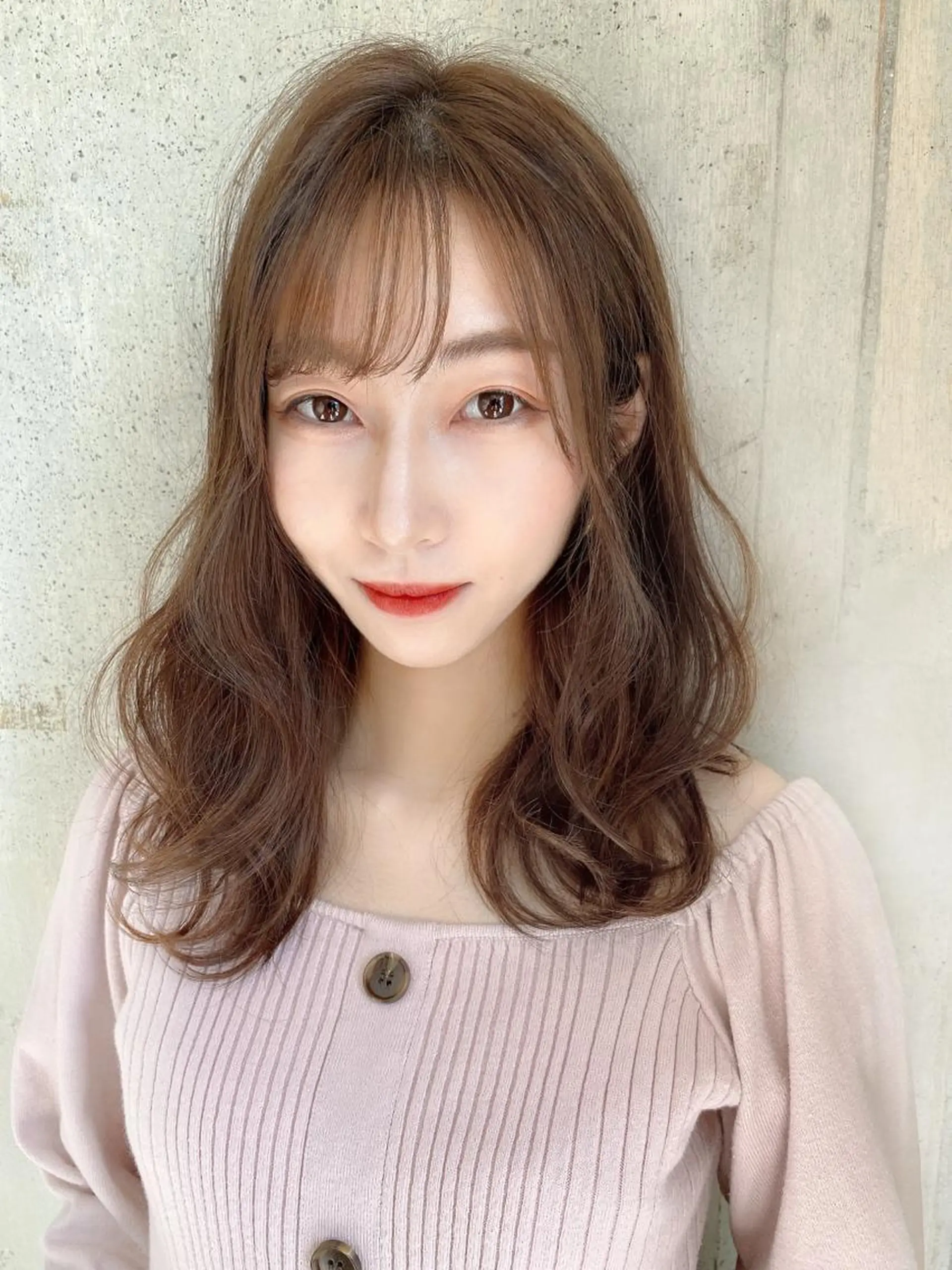 セミロング カラー レイヤーカット/ 顔周り 五島巨幹のヘアスタイル