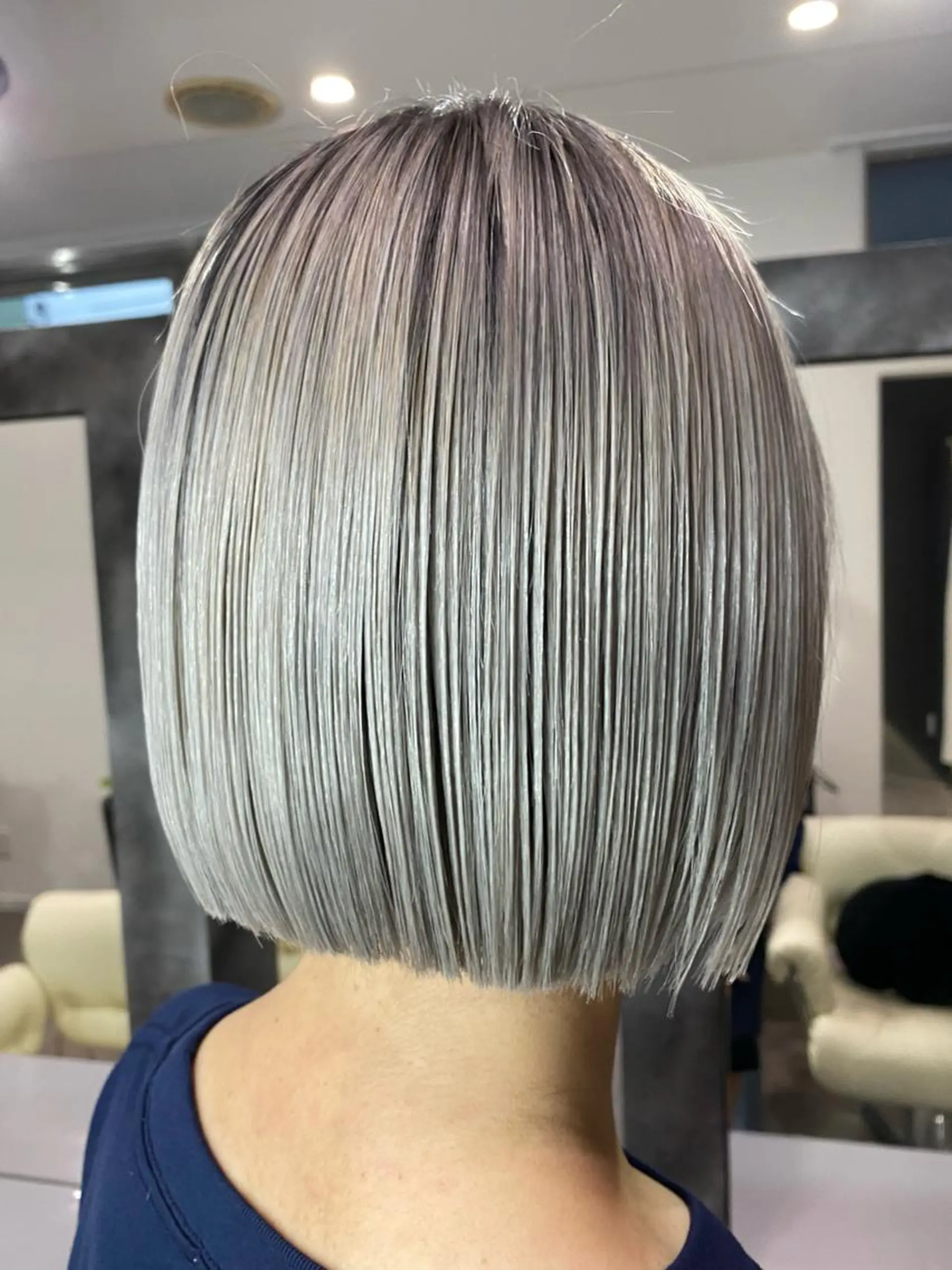 ショート カラー ハイライト&ブリーチ 💇🏼‍♀MAHOのヘアスタイル