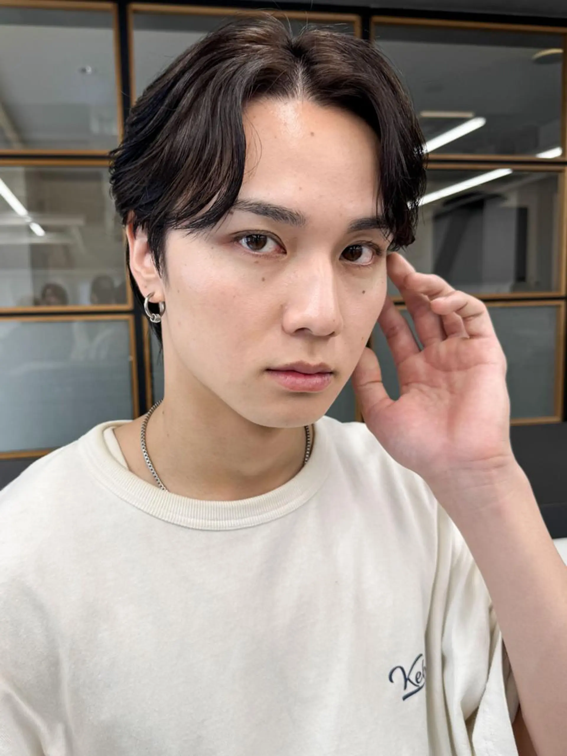 メンズ アップバング センターパート ダウンパーマ メンズ韓国風 メンズパーマ 韓国風パーマ特化 篠崎優也翔のヘアスタイル