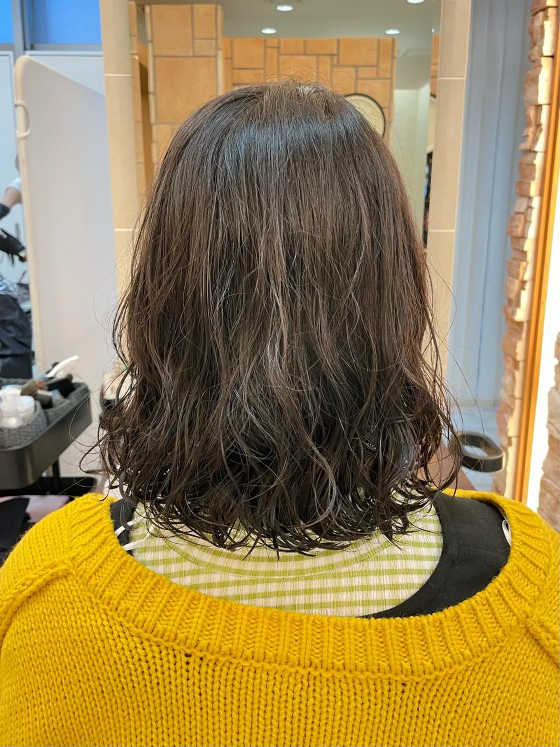 ミディアム カット パーマ 新籾 尚哉のヘアスタイル