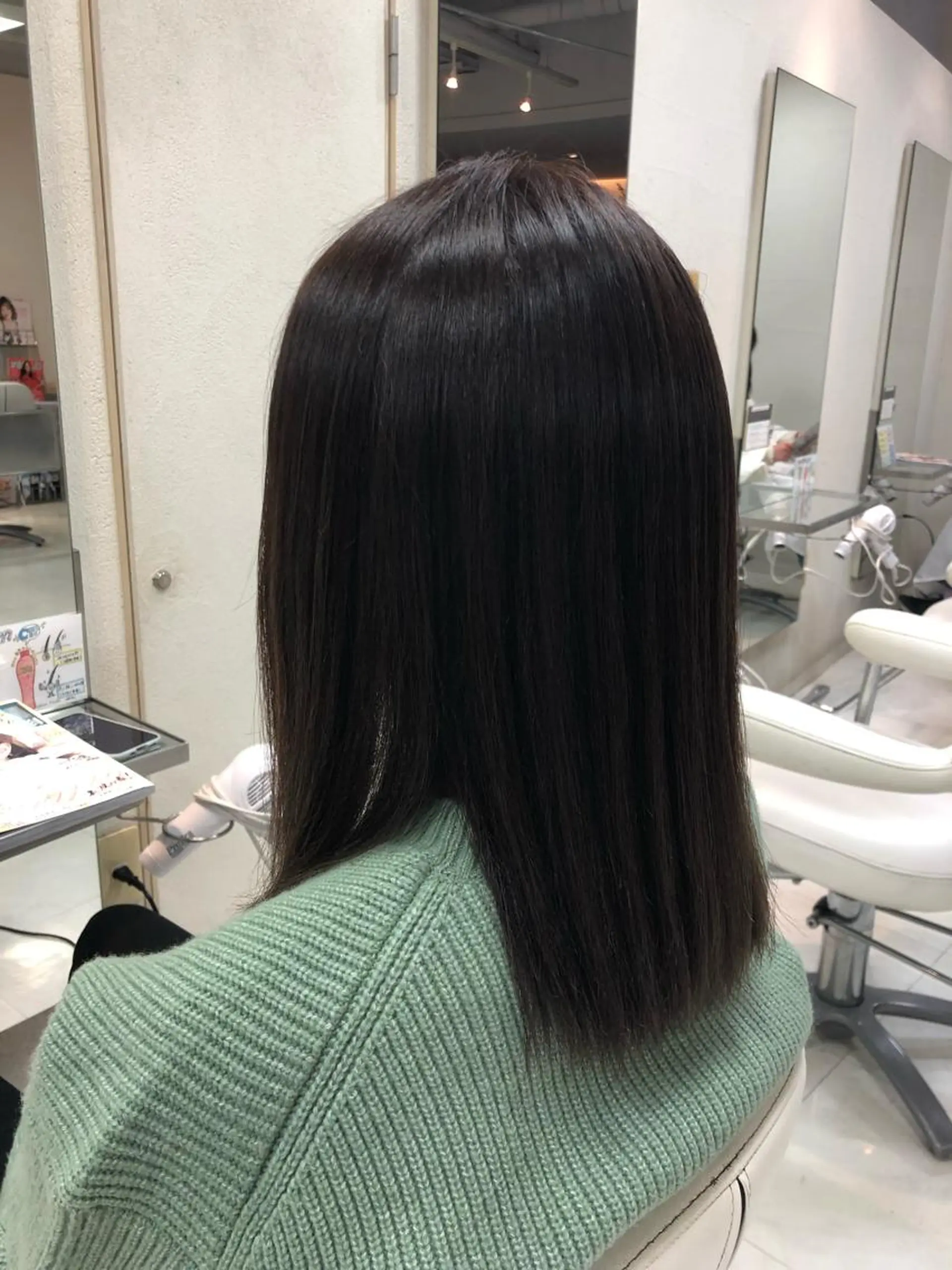 ミディアム カット ヘアカラー トリートメント 阿部 美咲のヘアスタイル