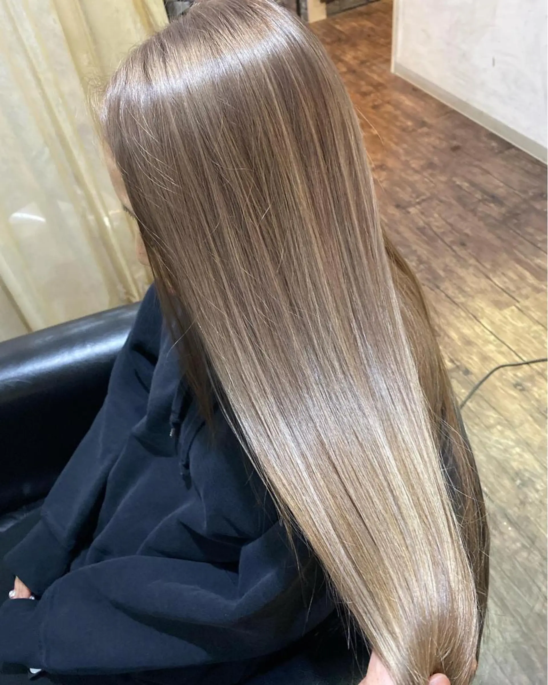 ロング シールエクステ エクステ Tsuyoki .のヘアスタイル
