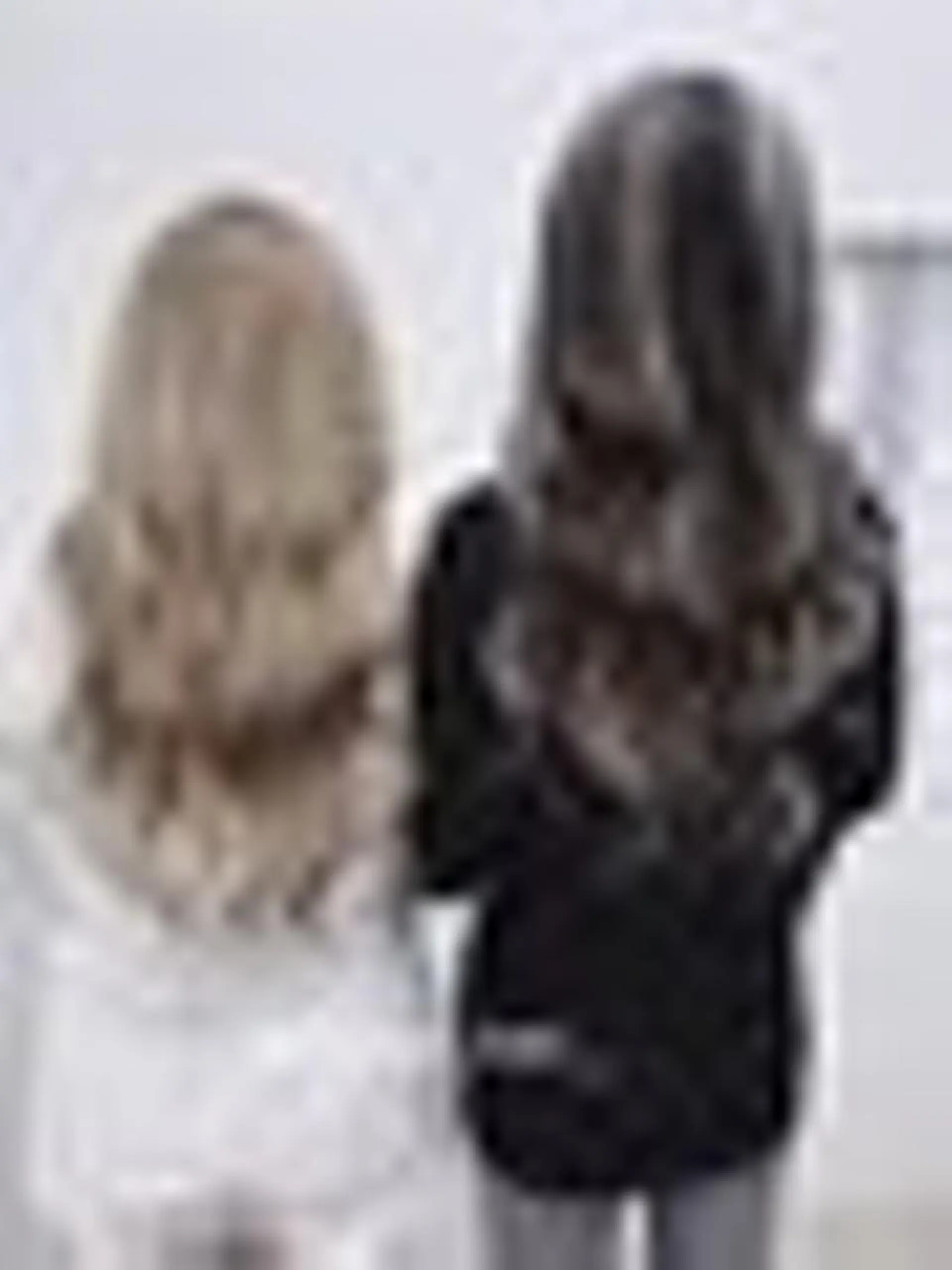 カラー ヘアアレンジ ロング LuciA エクステカラーのヘアスタイル