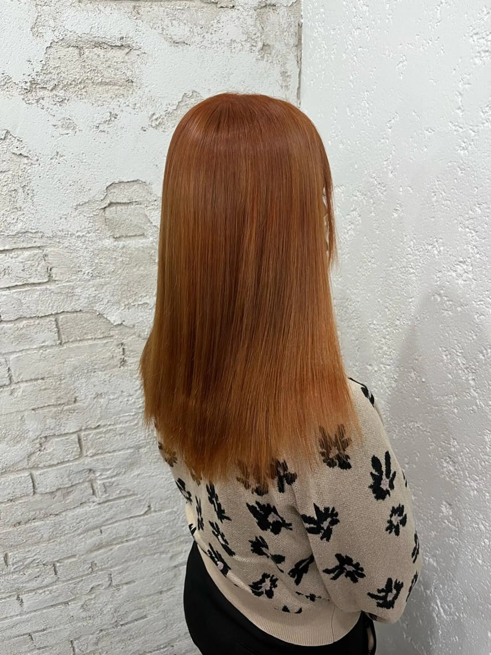 セミロング カラー オレンジ 𝐠𝐢𝐫𝐥𝐲 𝐦𝐨𝐝𝐞🖤のヘアスタイル