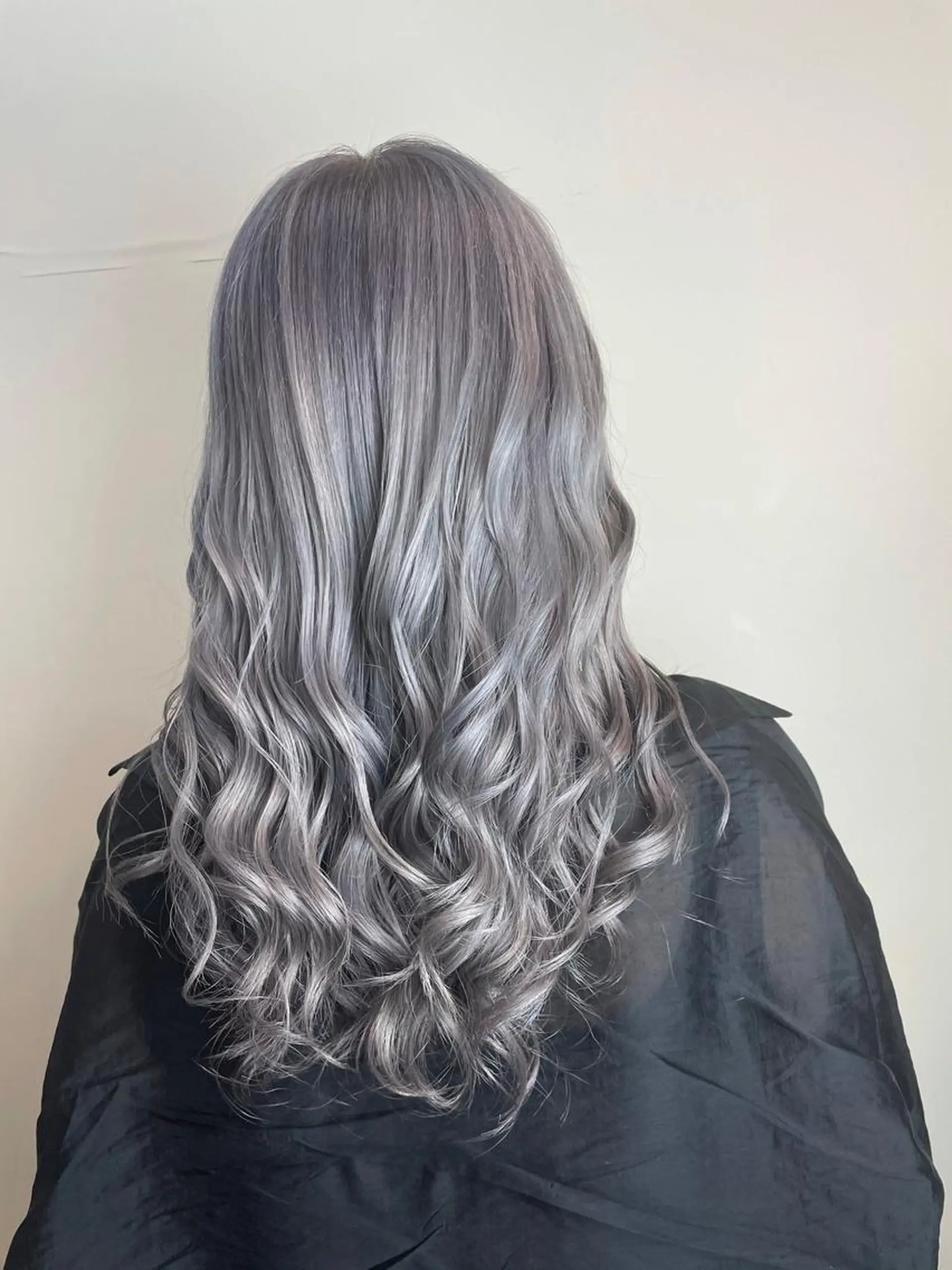 セミロング カラー 編み込みエクステ プルエクステ シールエクステ セミロングパーマ バレイヤージュ カット ヘアカラー WEST OLAND加藤圭介のヘアスタイル